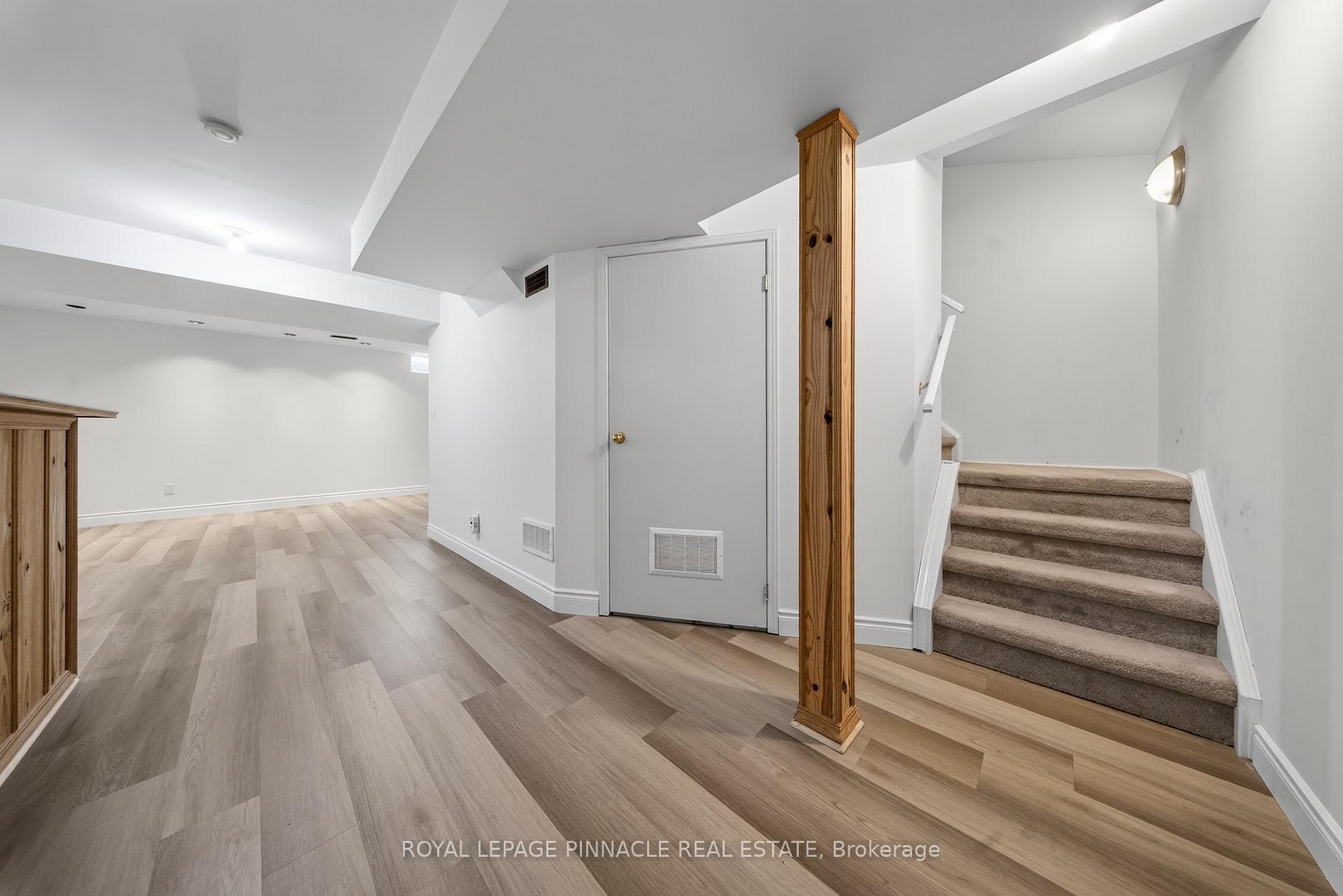 Photo 32 of 787 Avocado Crescent, Mississauga, Meadowvale Village — HOMEH