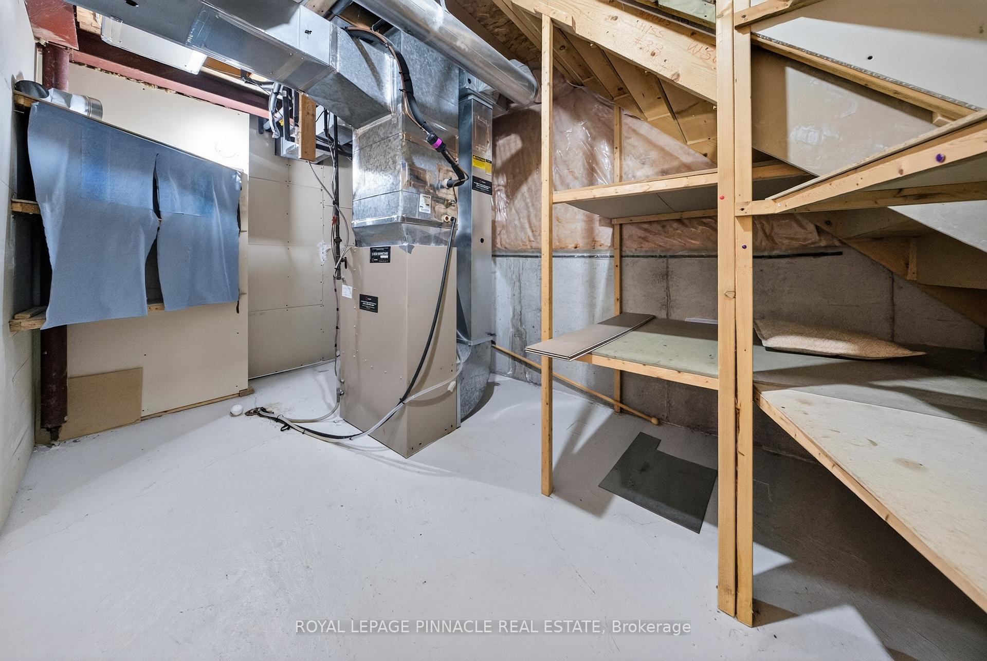 Photo 38 of 787 Avocado Crescent, Mississauga, Meadowvale Village — HOMEH