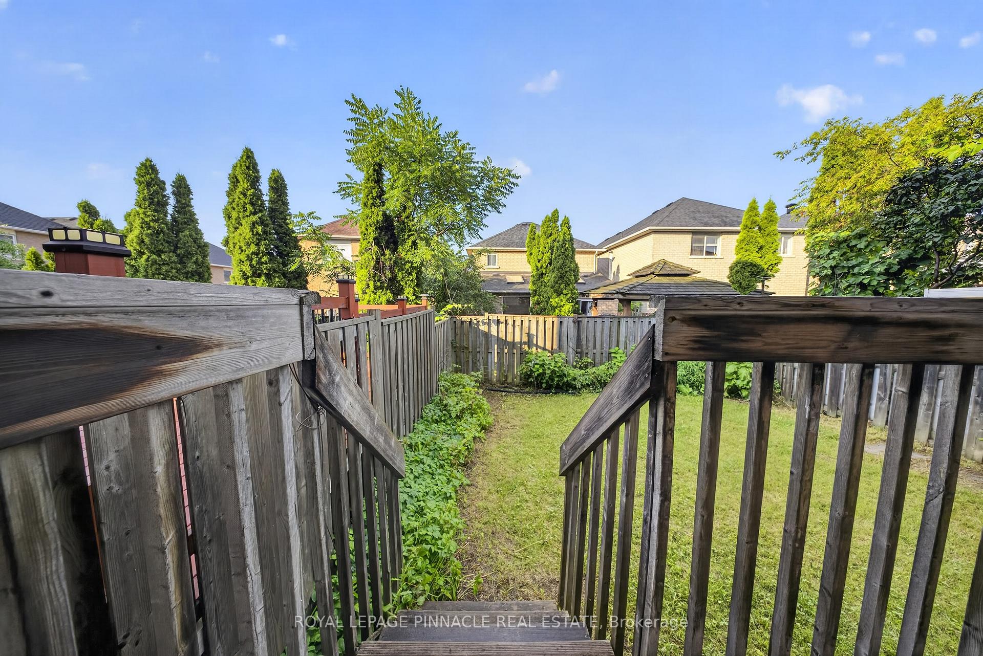 Photo 41 of 787 Avocado Crescent, Mississauga, Meadowvale Village — HOMEH