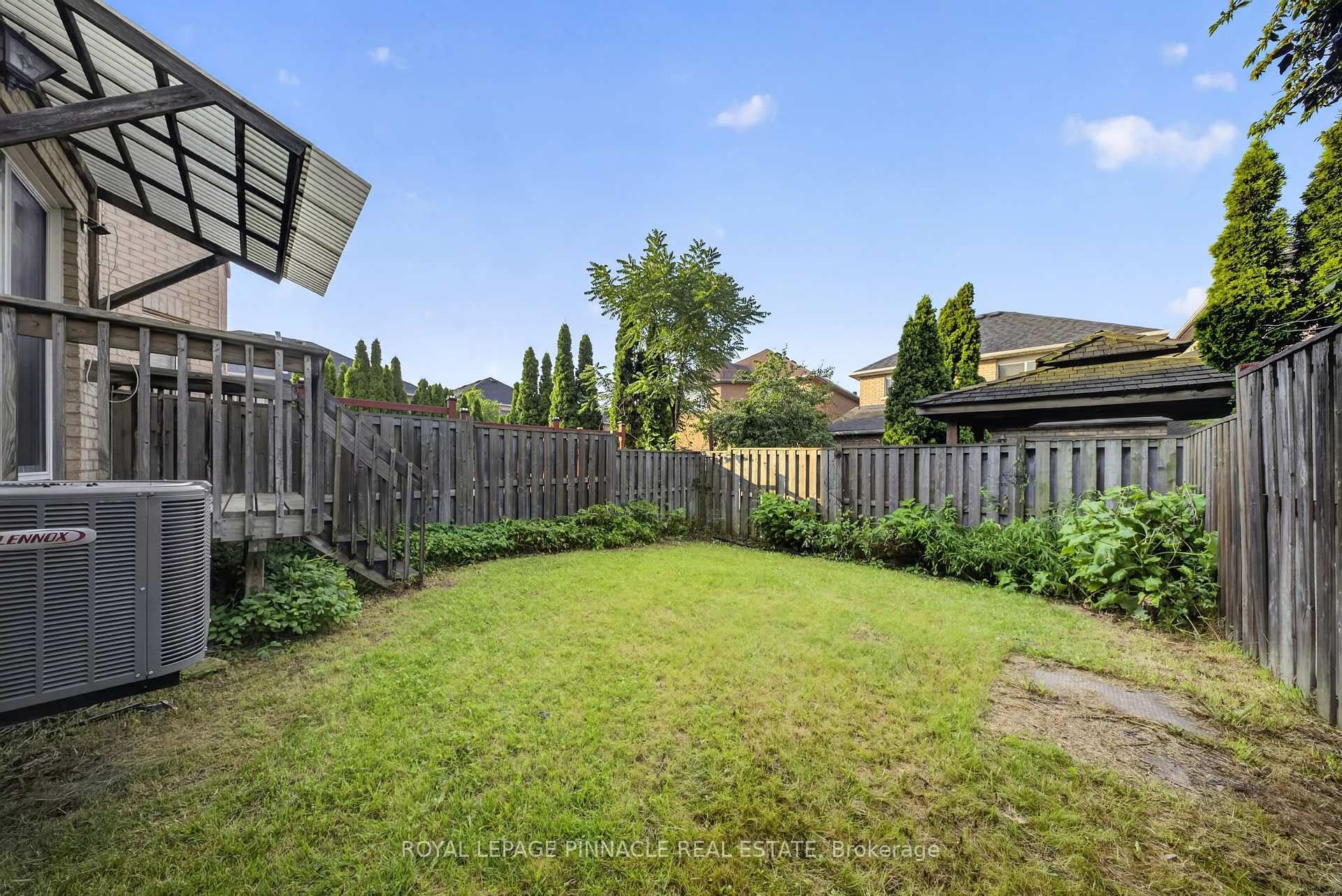 Photo 43 of 787 Avocado Crescent, Mississauga, Meadowvale Village — HOMEH