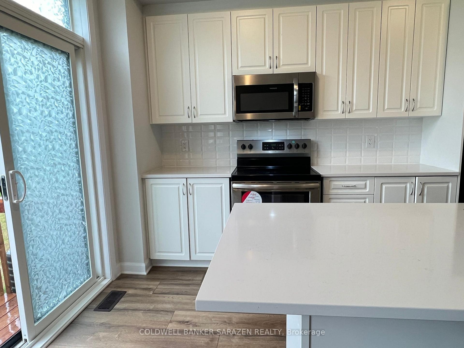 Photo 11 of 642 Hamsa Street, Ottawa, Barrhaven - Heritage Park — HOMEH