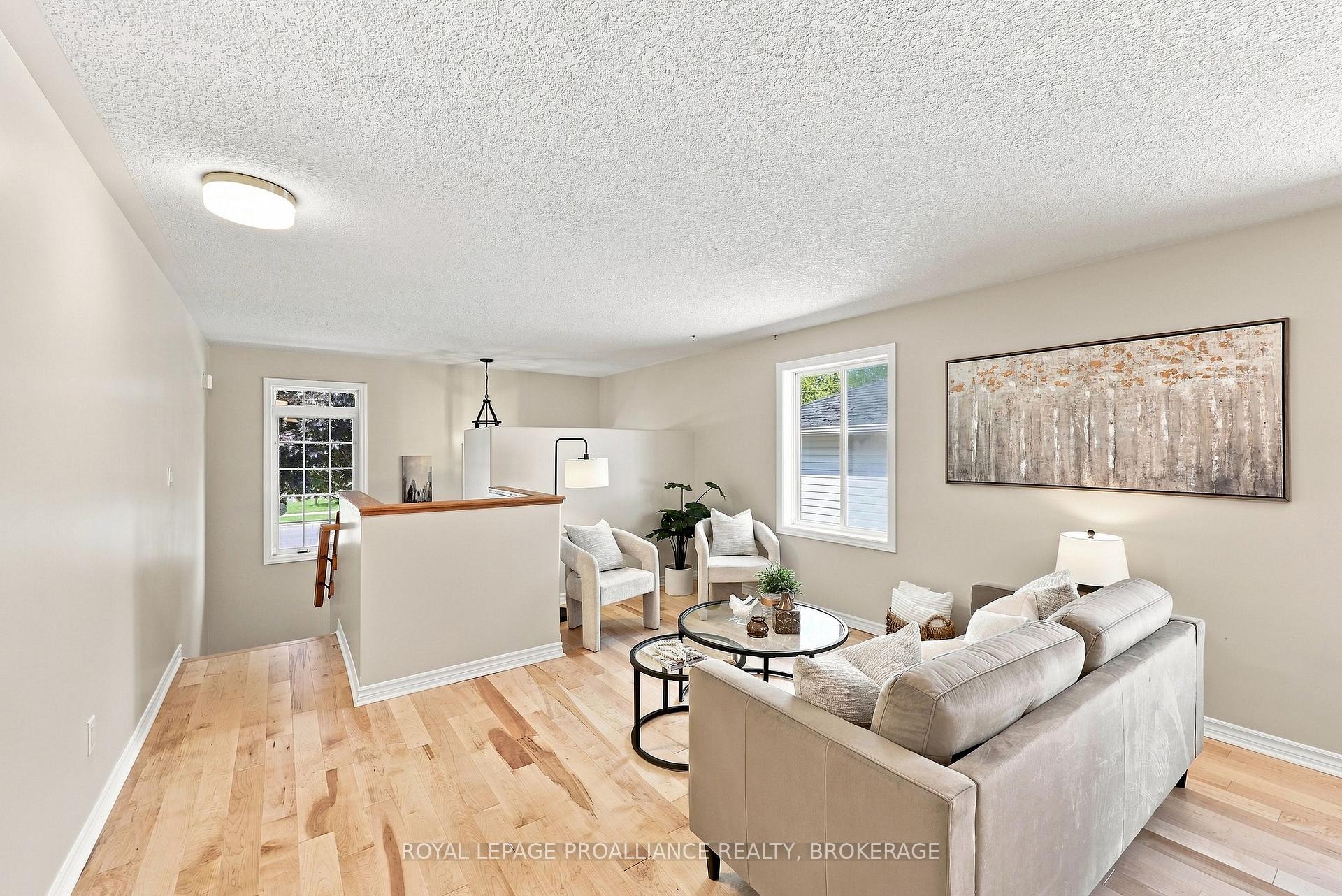 Photo 9 of 69 Wiley Street, Kingston, Rideau — HOMEH
