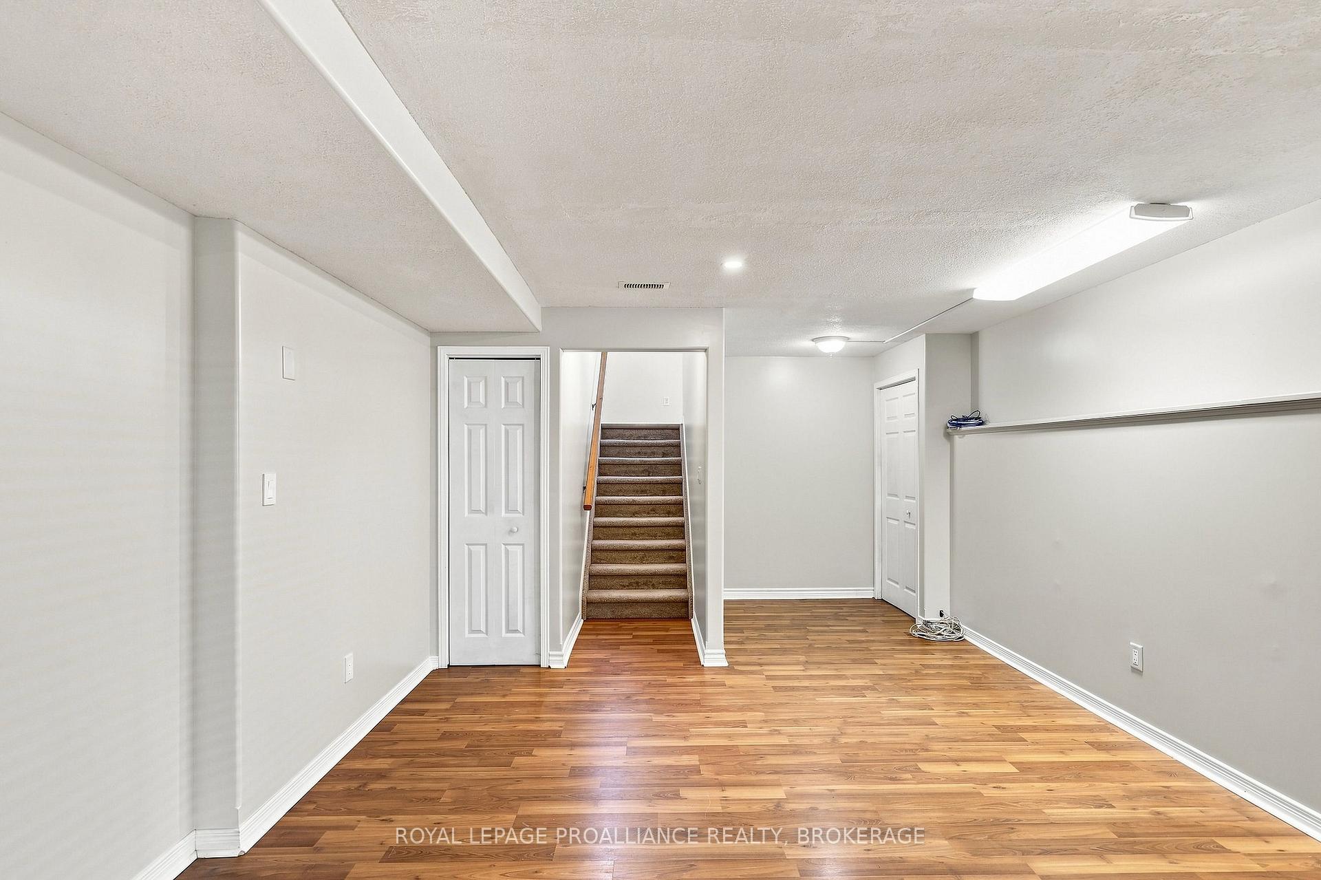 Photo 23 of 69 Wiley Street, Kingston, Rideau — HOMEH