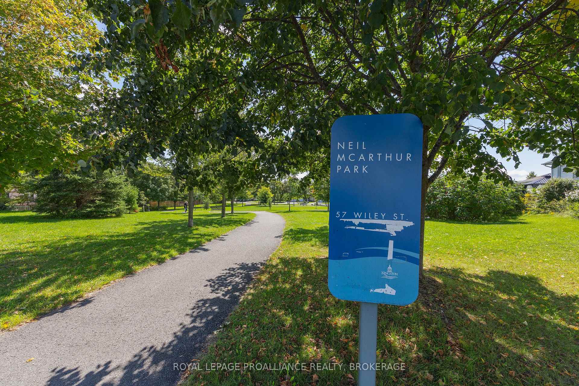 Photo 33 of 69 Wiley Street, Kingston, Rideau — HOMEH