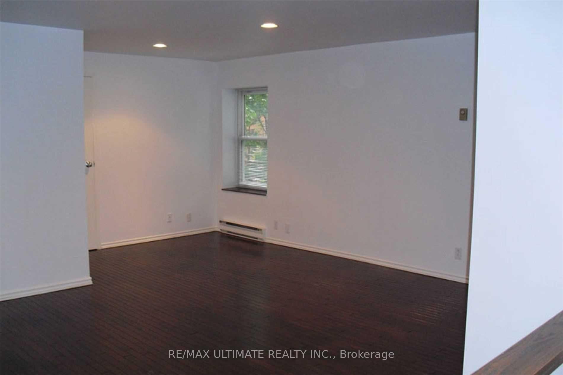 Photo 11 of 93 Spadina Road, Toronto, The Annex — HOMEH