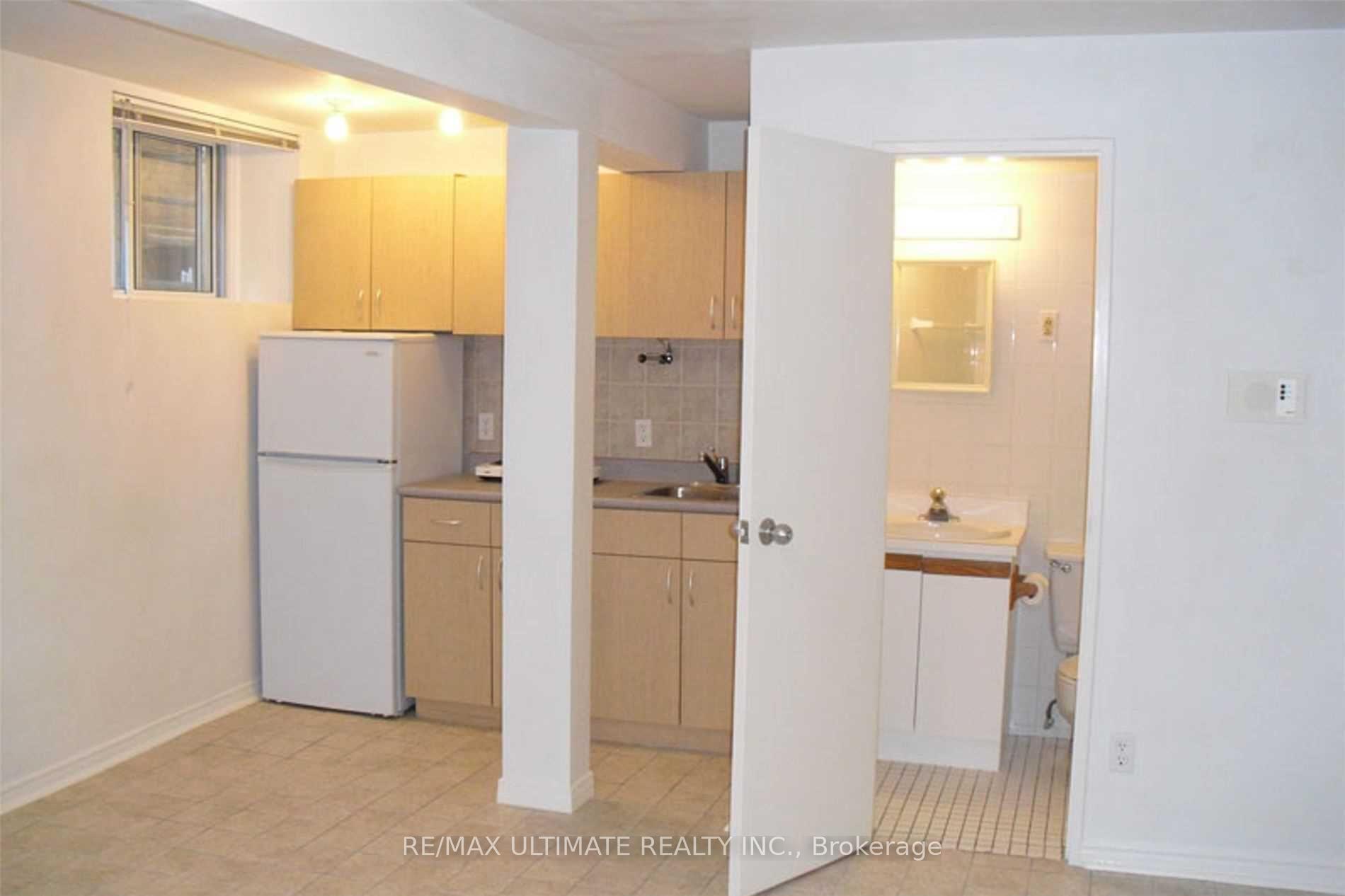 Photo 15 of 93 Spadina Road, Toronto, The Annex — HOMEH
