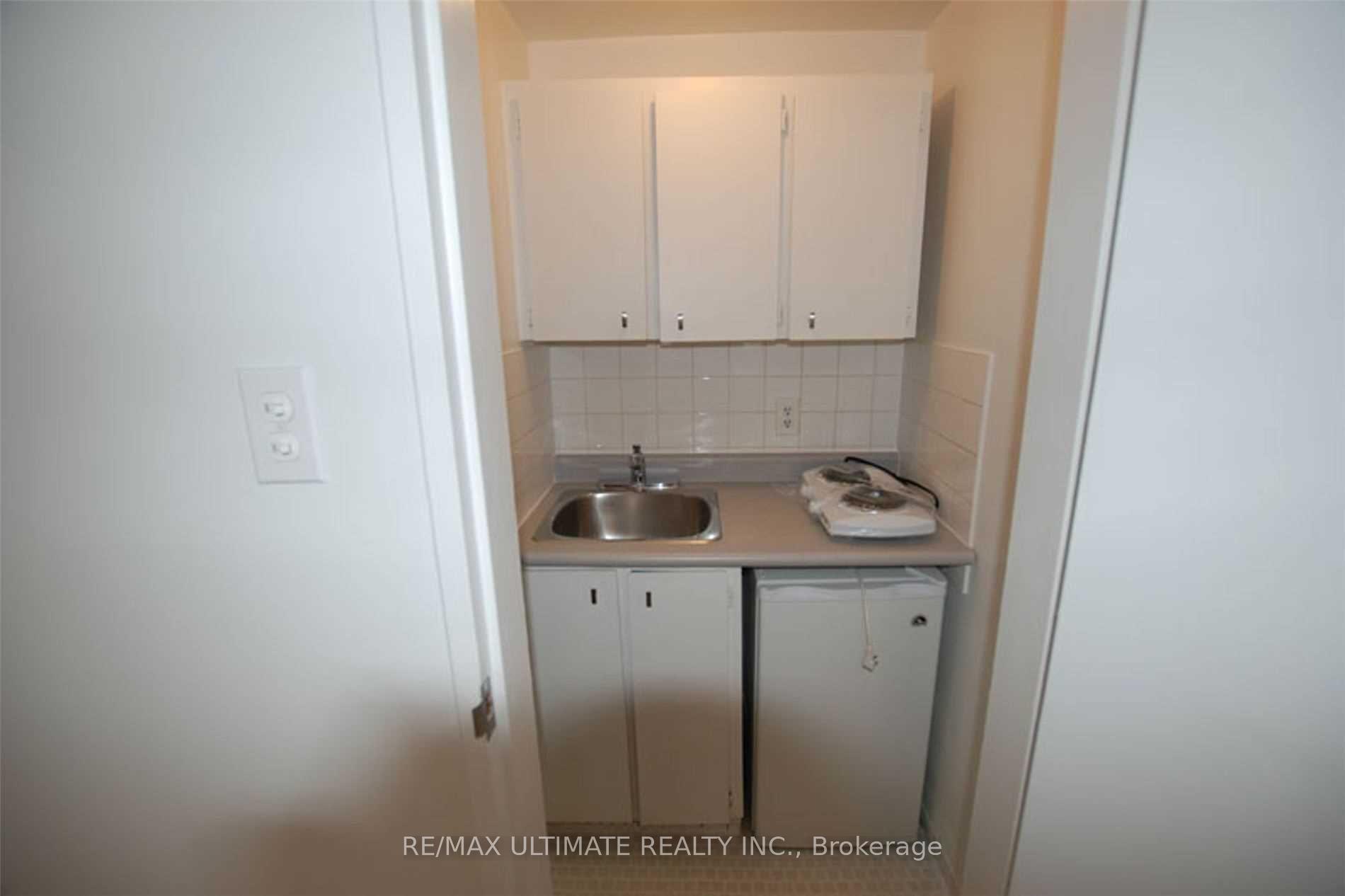 Photo 19 of 93 Spadina Road, Toronto, The Annex — HOMEH