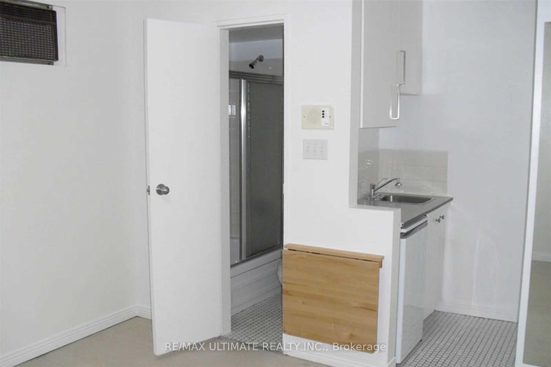 Photo 22 of 93 Spadina Road, Toronto, The Annex — HOMEH