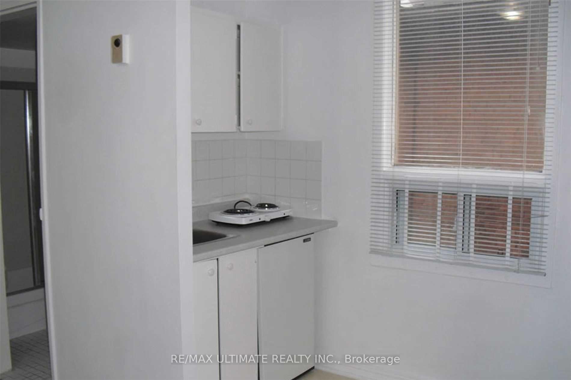 Photo 23 of 93 Spadina Road, Toronto, The Annex — HOMEH