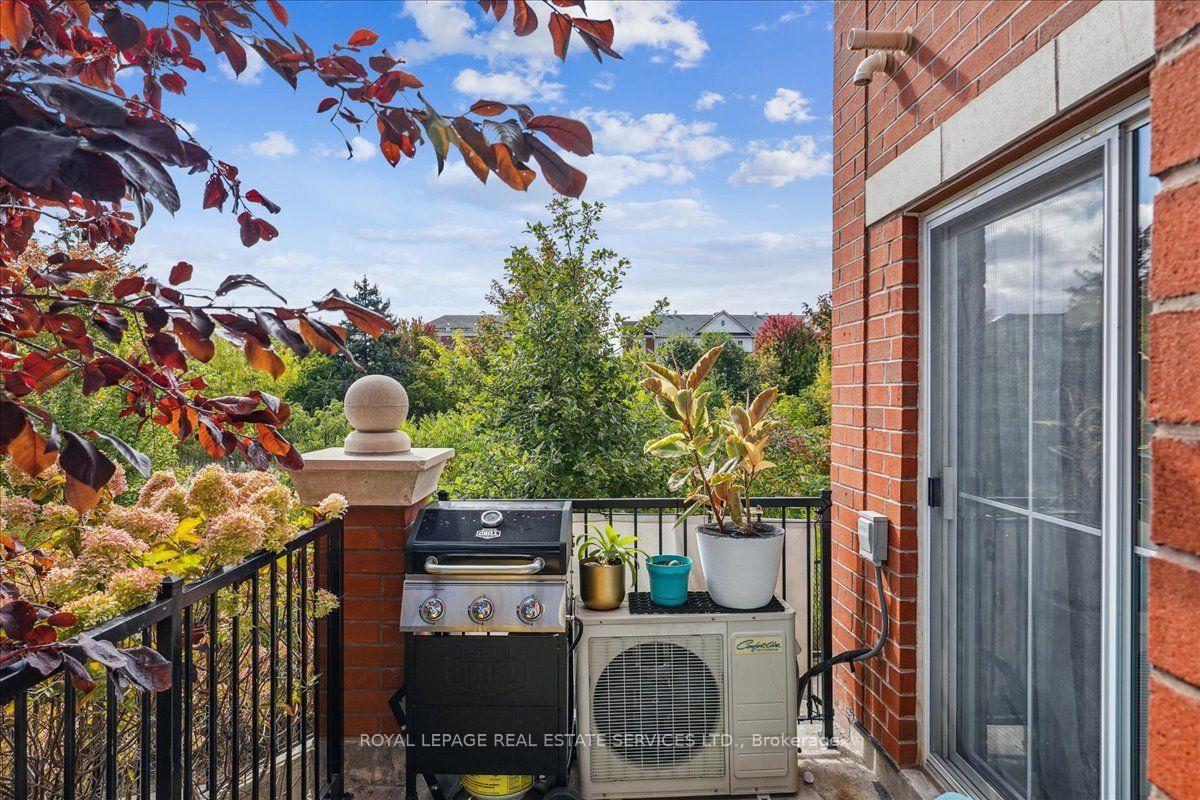 Photo 4 of Unit 38, 2480 Post Road, Oakville, River Oaks — HOMEH