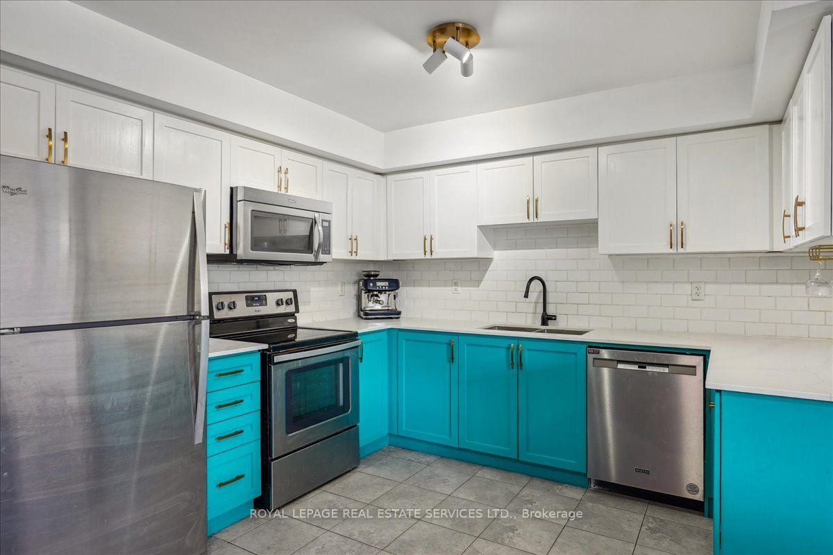 Photo 15 of Unit 38, 2480 Post Road, Oakville, River Oaks — HOMEH