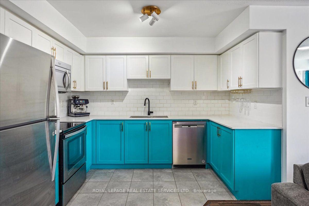 Photo 24 of Unit 38, 2480 Post Road, Oakville, River Oaks — HOMEH