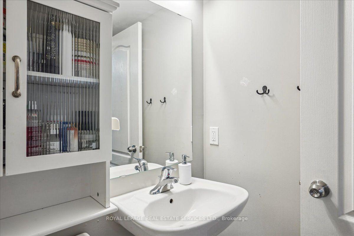 Photo 42 of Unit 38, 2480 Post Road, Oakville, River Oaks — HOMEH