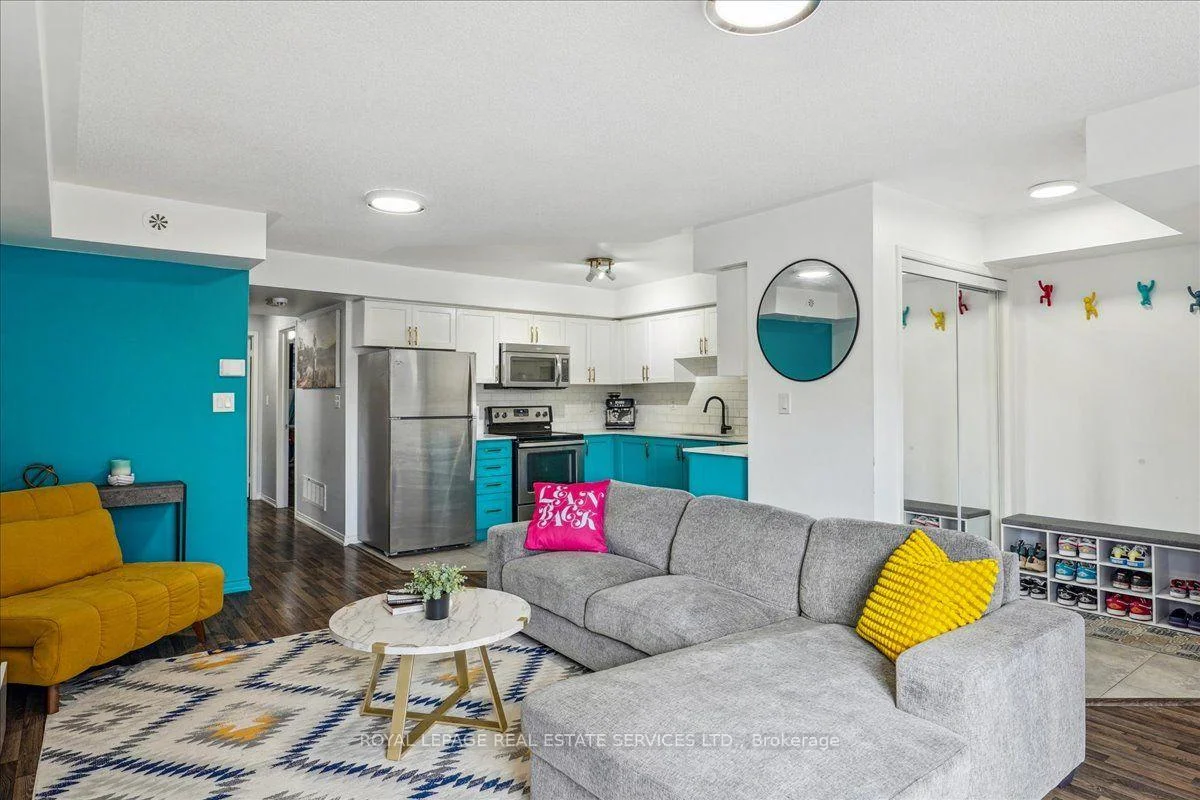 Photo 16 of Unit 38, 2480 Post Road, Oakville, River Oaks — HOMEH