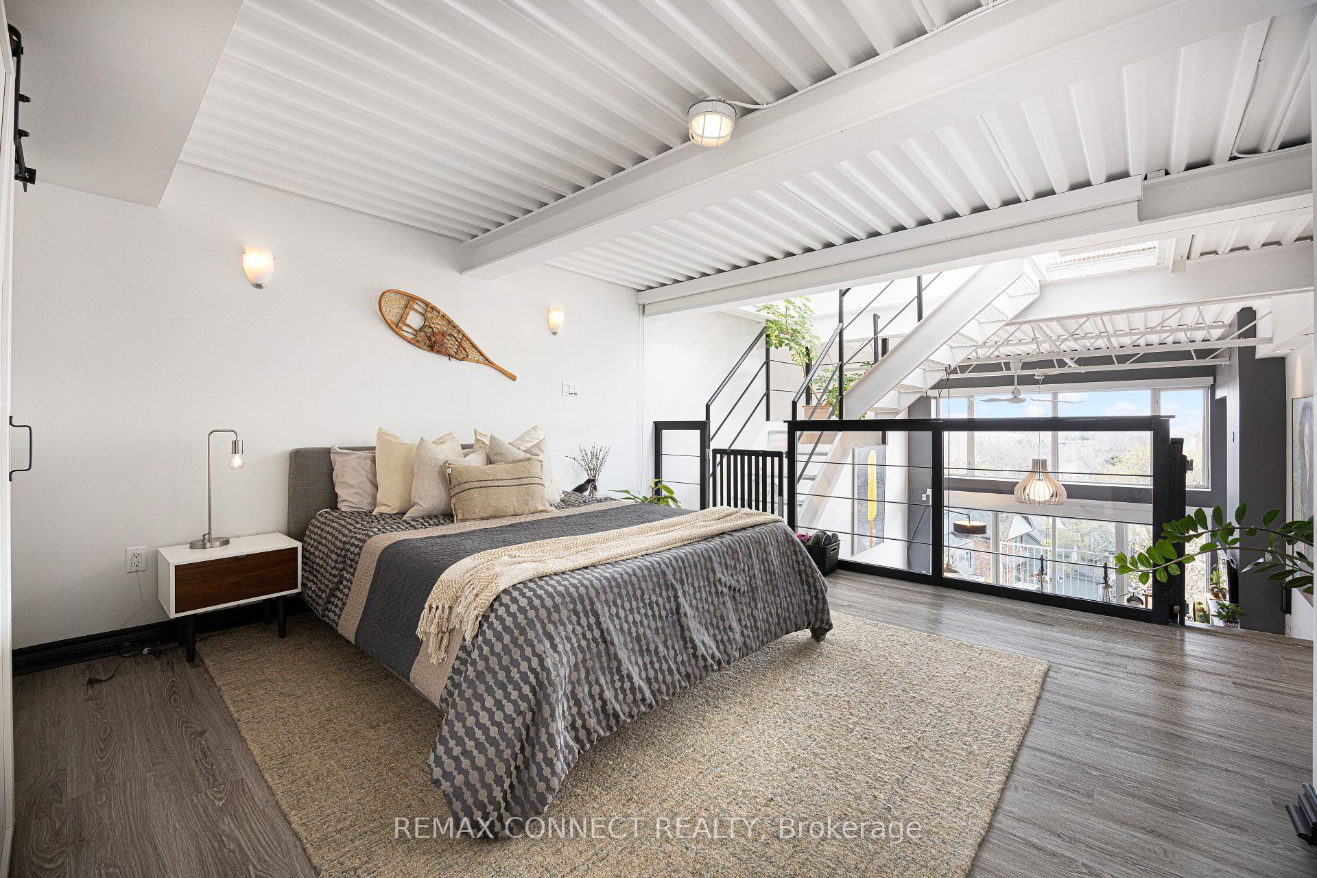 Photo 25 of Unit 4, 517 Kingston Road, Toronto, The Beaches — HOMEH