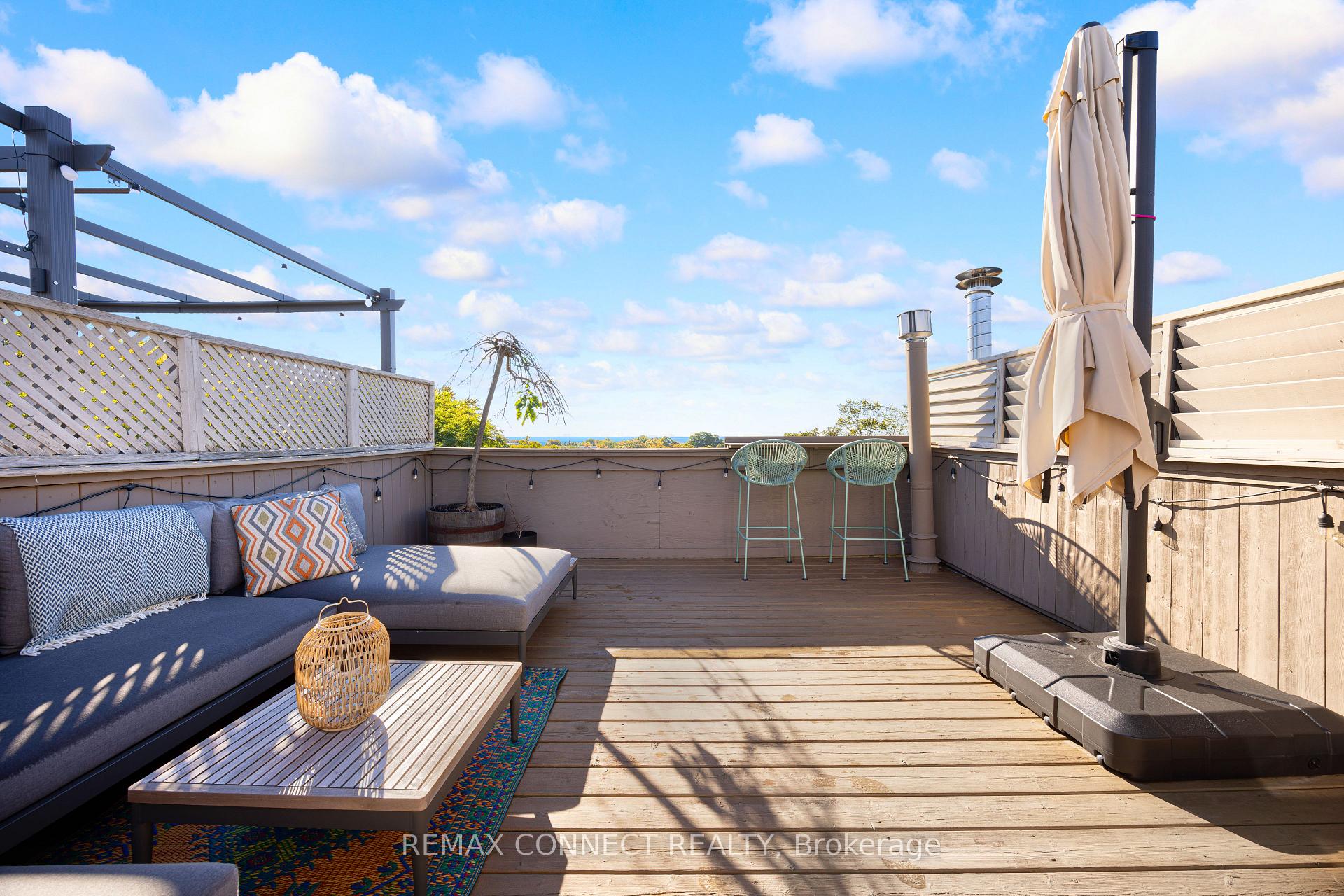 Photo 35 of Unit 4, 517 Kingston Road, Toronto, The Beaches — HOMEH