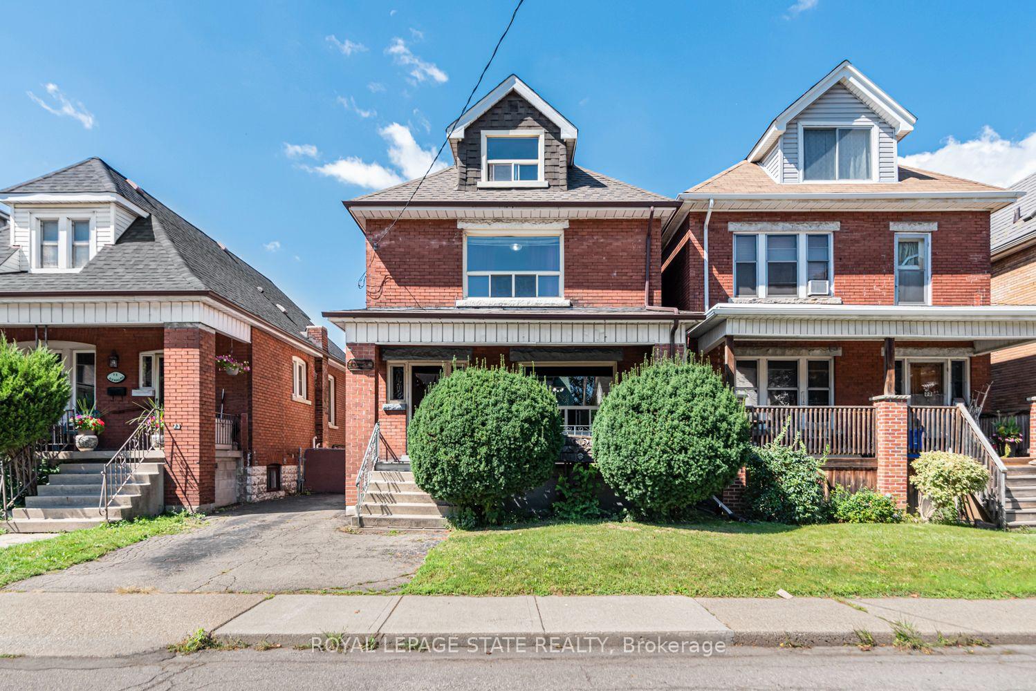 Photo 2 of 75 Kensington Avenue N, Hamilton, Crown Point — HOMEH