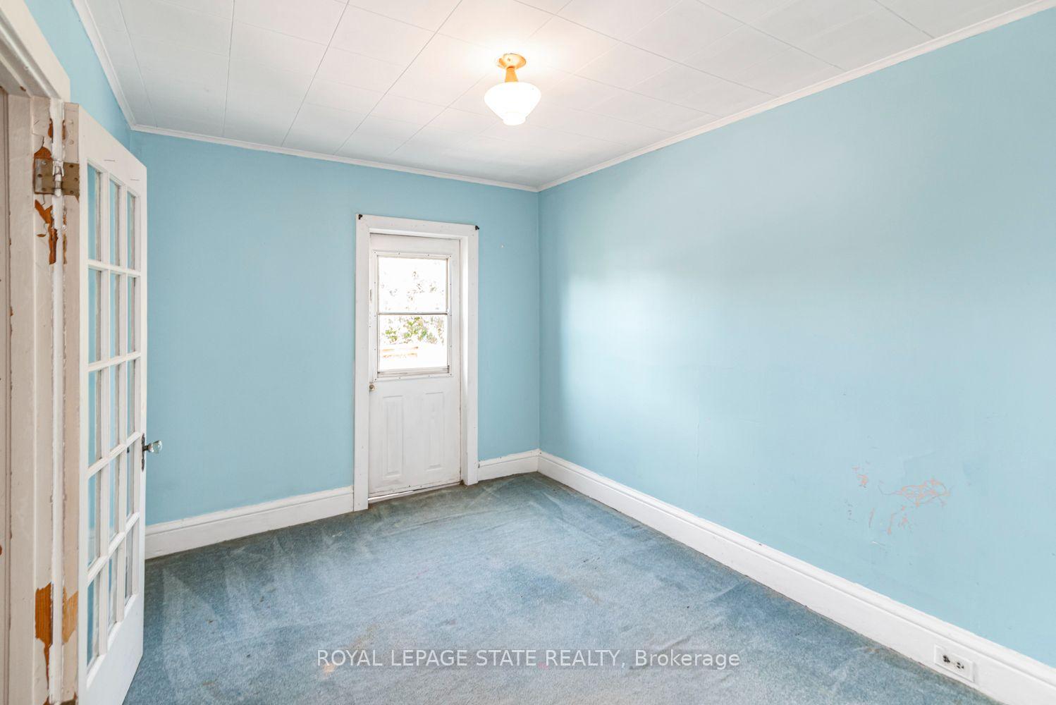 Photo 30 of 75 Kensington Avenue N, Hamilton, Crown Point — HOMEH