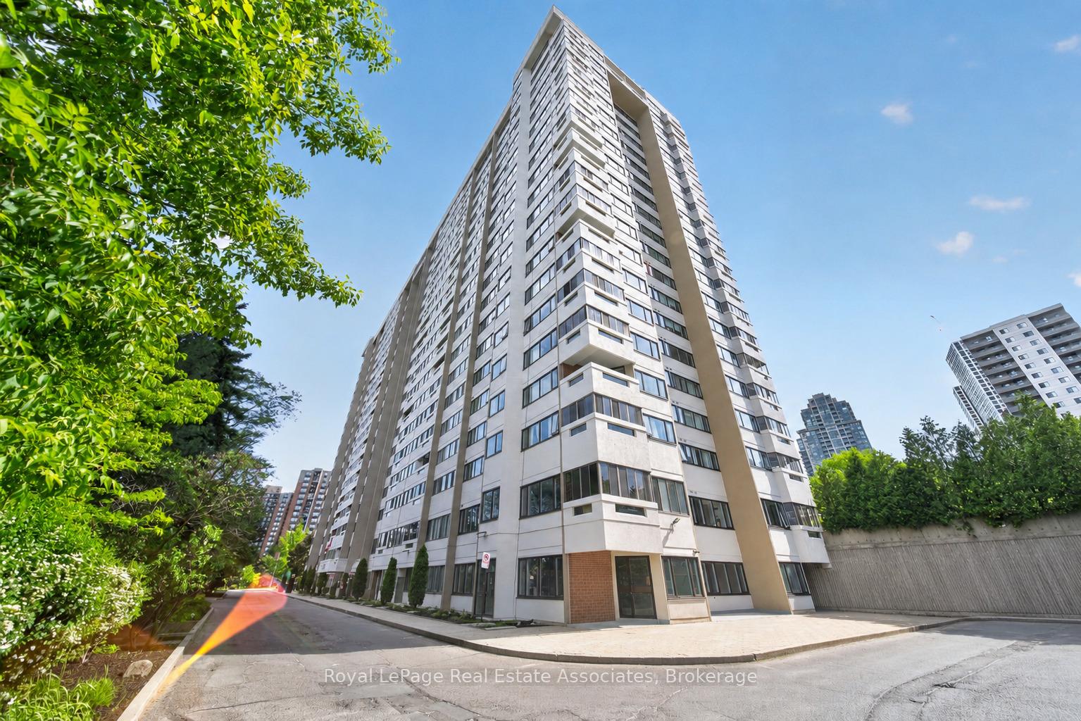 Photo of Unit 901, 1580 Mississauga Valley Boulevard