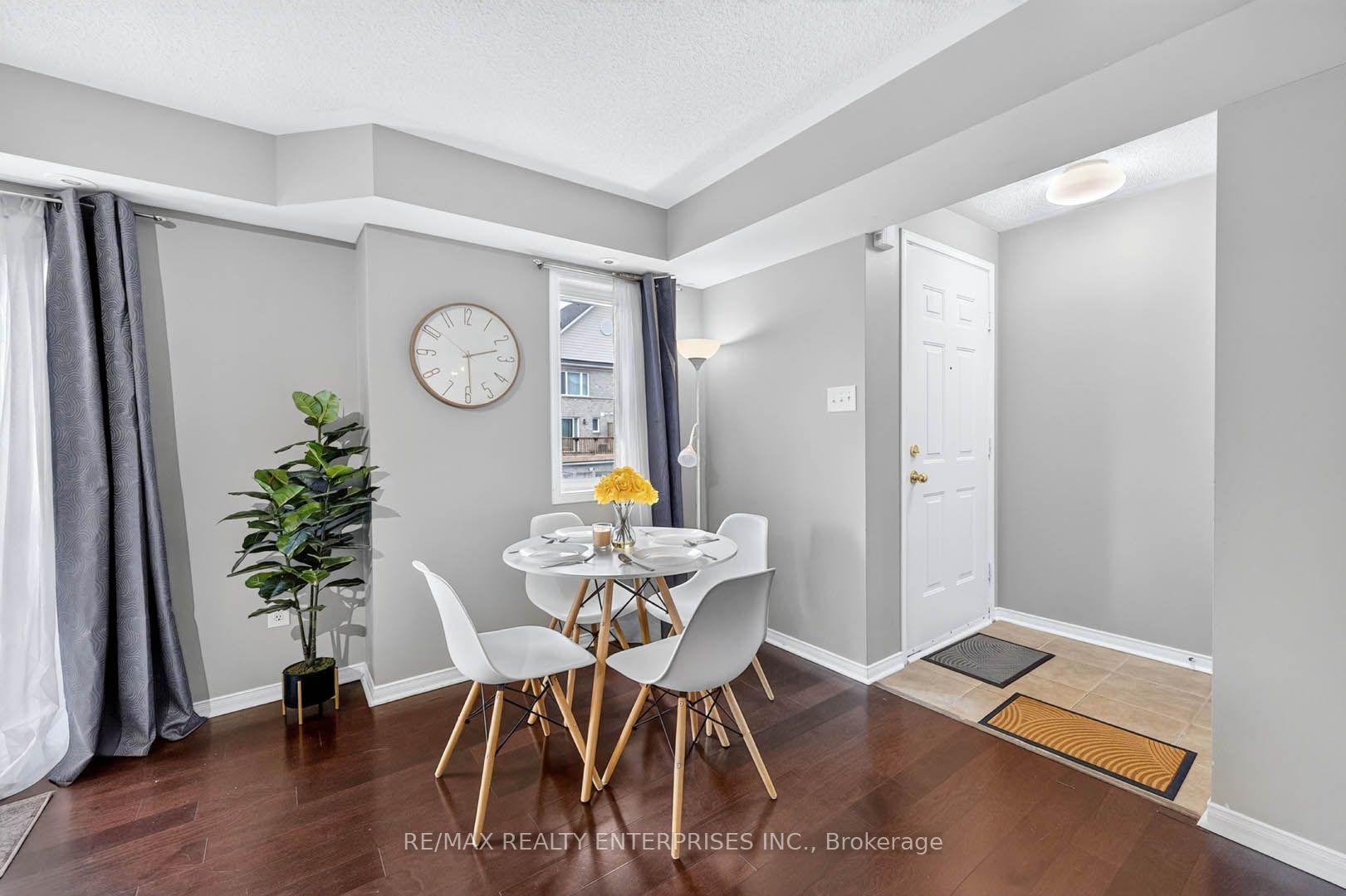 Photo 4 of Unit 145, 4975 Southampton Drive, Mississauga, Churchill Meadows — HOMEH