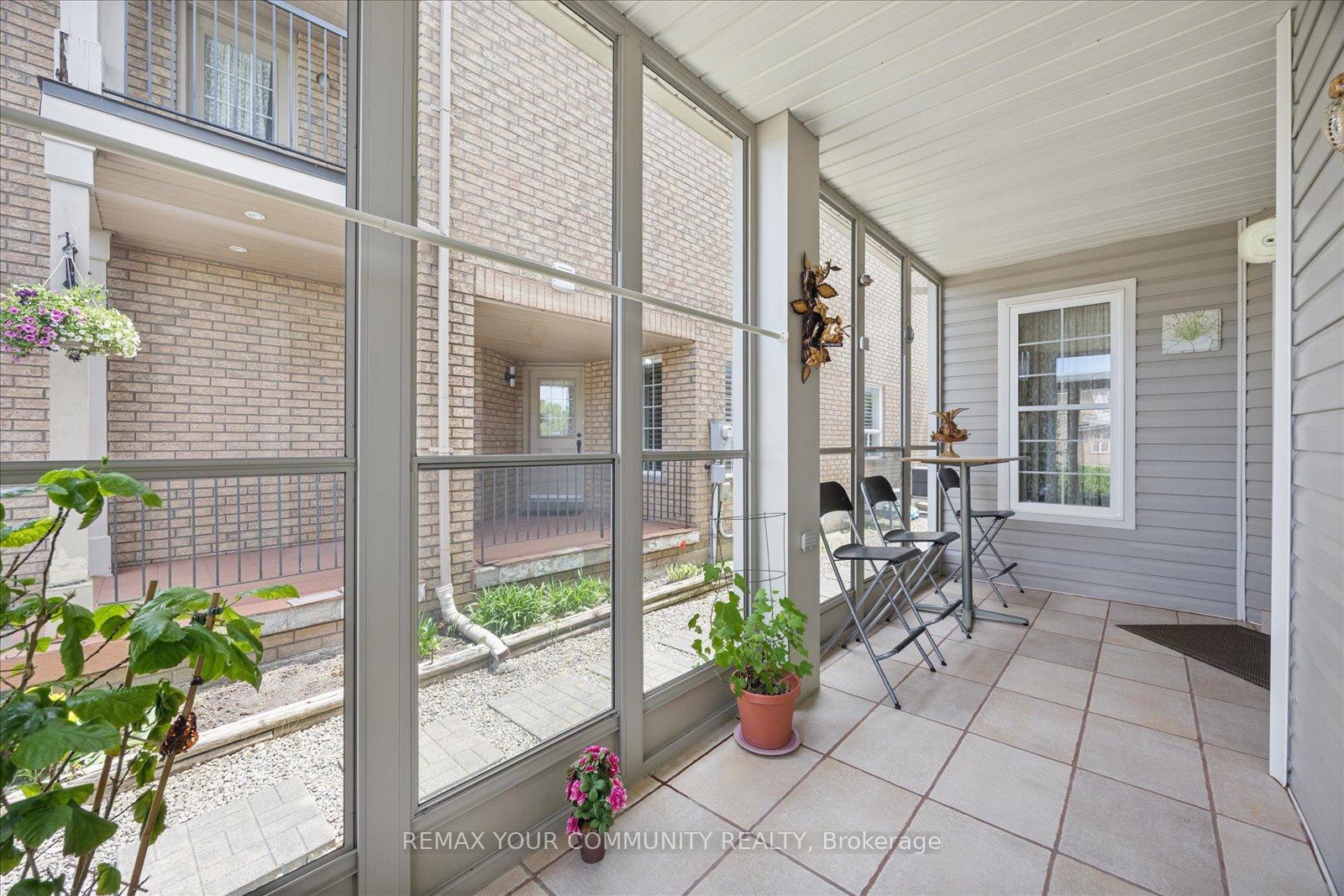Photo 4 of 41 Old Colony Road, Richmond Hill, Oak Ridges Lake Wilcox — HOMEH