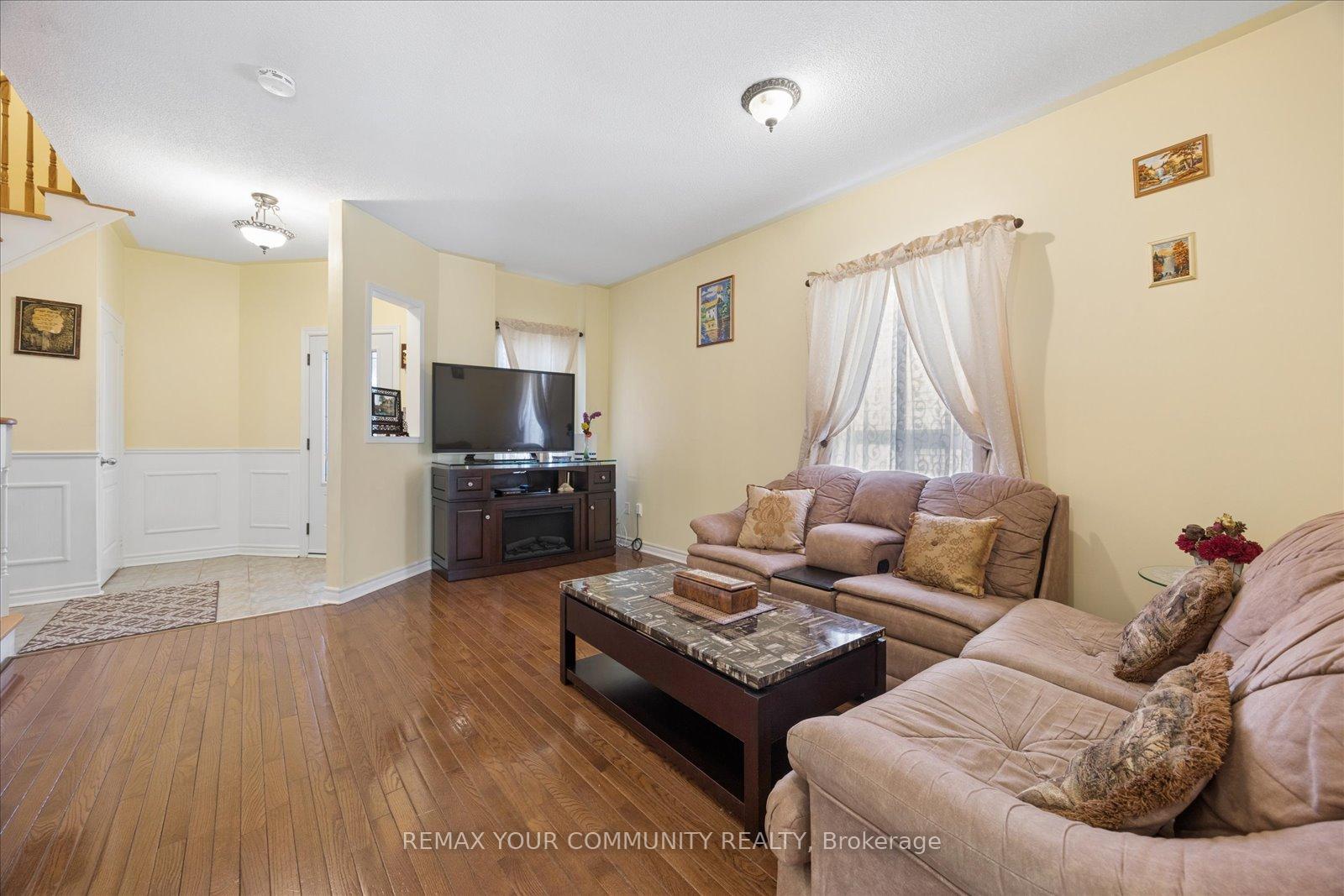 Photo 11 of 41 Old Colony Road, Richmond Hill, Oak Ridges Lake Wilcox — HOMEH