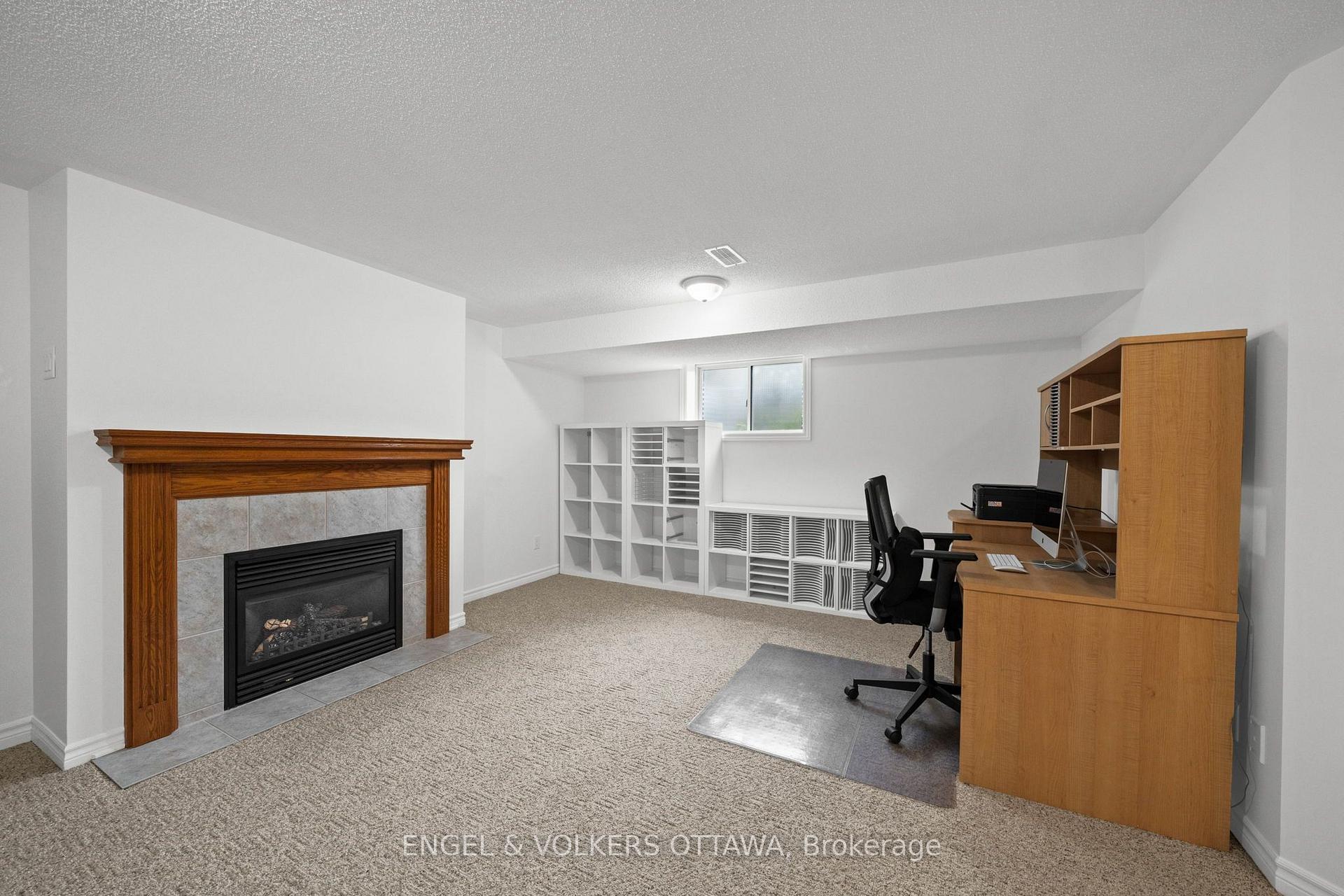 Photo 28 of 268 Horseshoe Crescent, Ottawa, Stittsville (North) — HOMEH