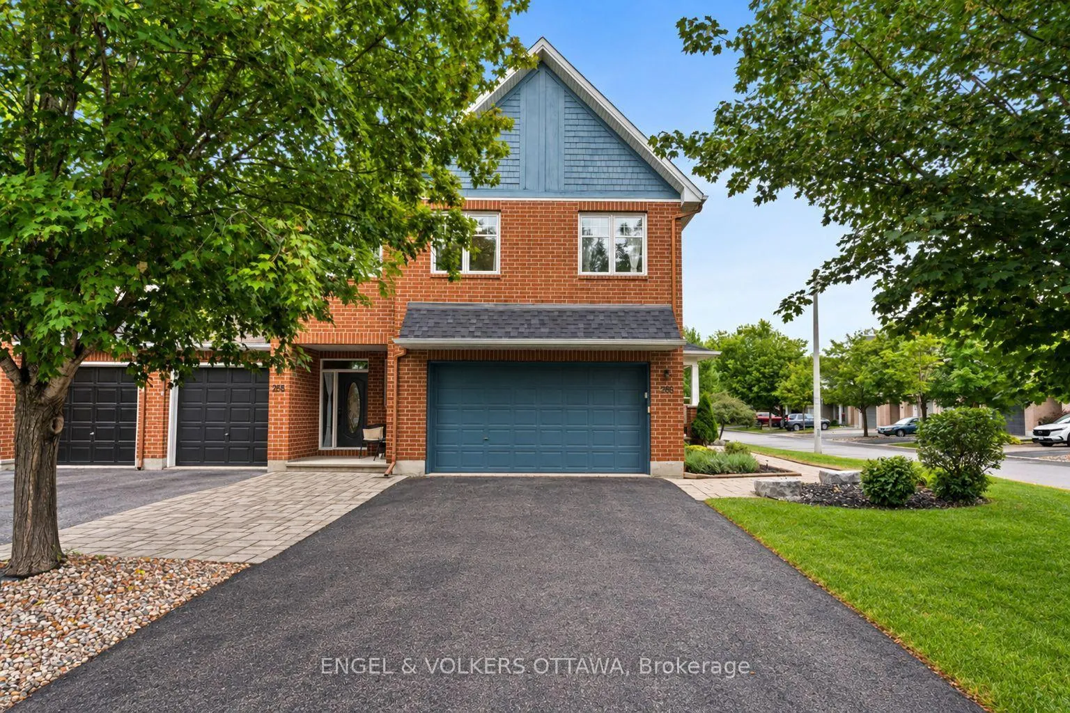 Photo 1 of 268 Horseshoe Crescent, Ottawa, Stittsville (North) — HOMEH