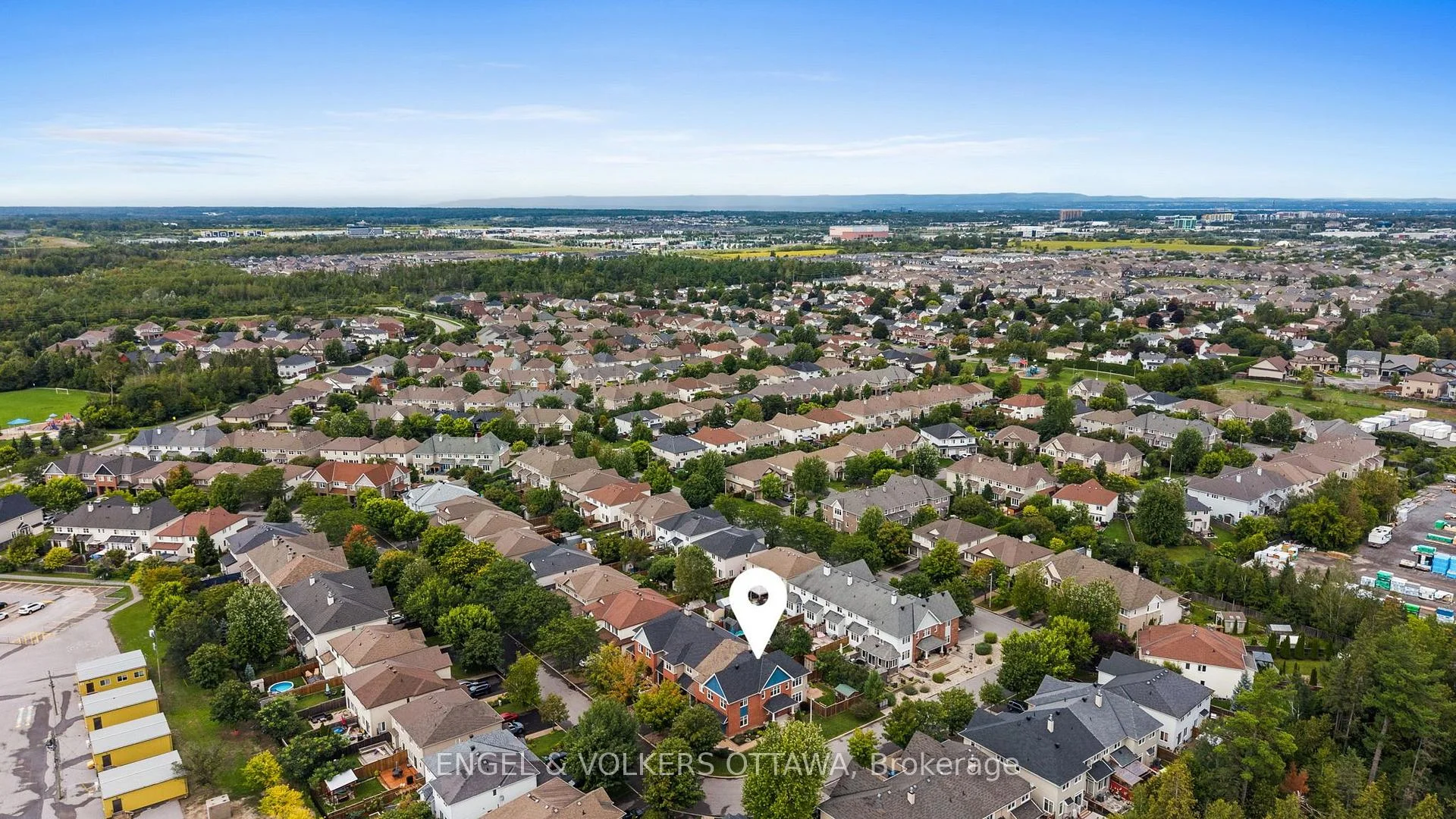 Photo 35 of 268 Horseshoe Crescent, Ottawa, Stittsville (North) — HOMEH