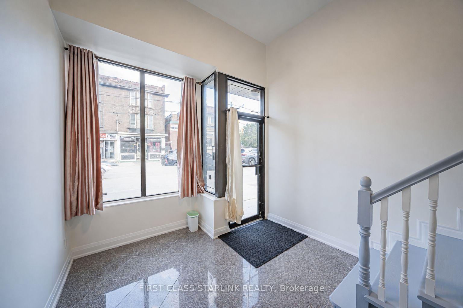 Photo 3 of 945 Gerrard Street E, Toronto, South Riverdale — HOMEH