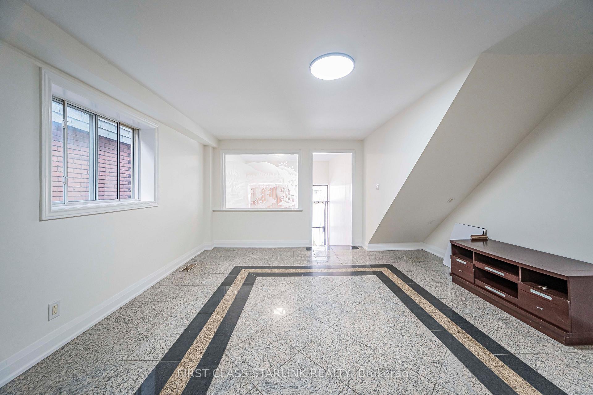 Photo 5 of 945 Gerrard Street E, Toronto, South Riverdale — HOMEH