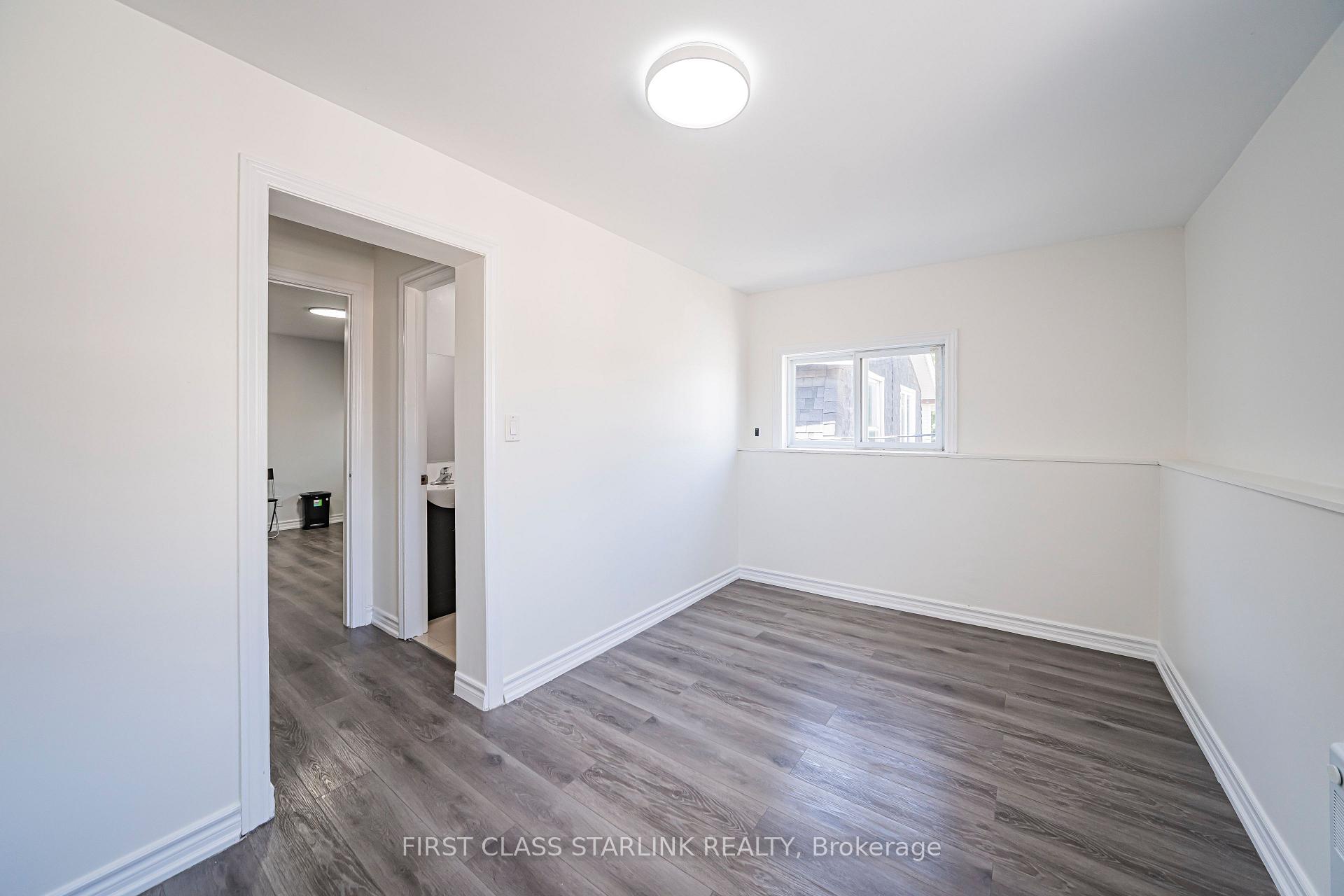 Photo 35 of 945 Gerrard Street E, Toronto, South Riverdale — HOMEH