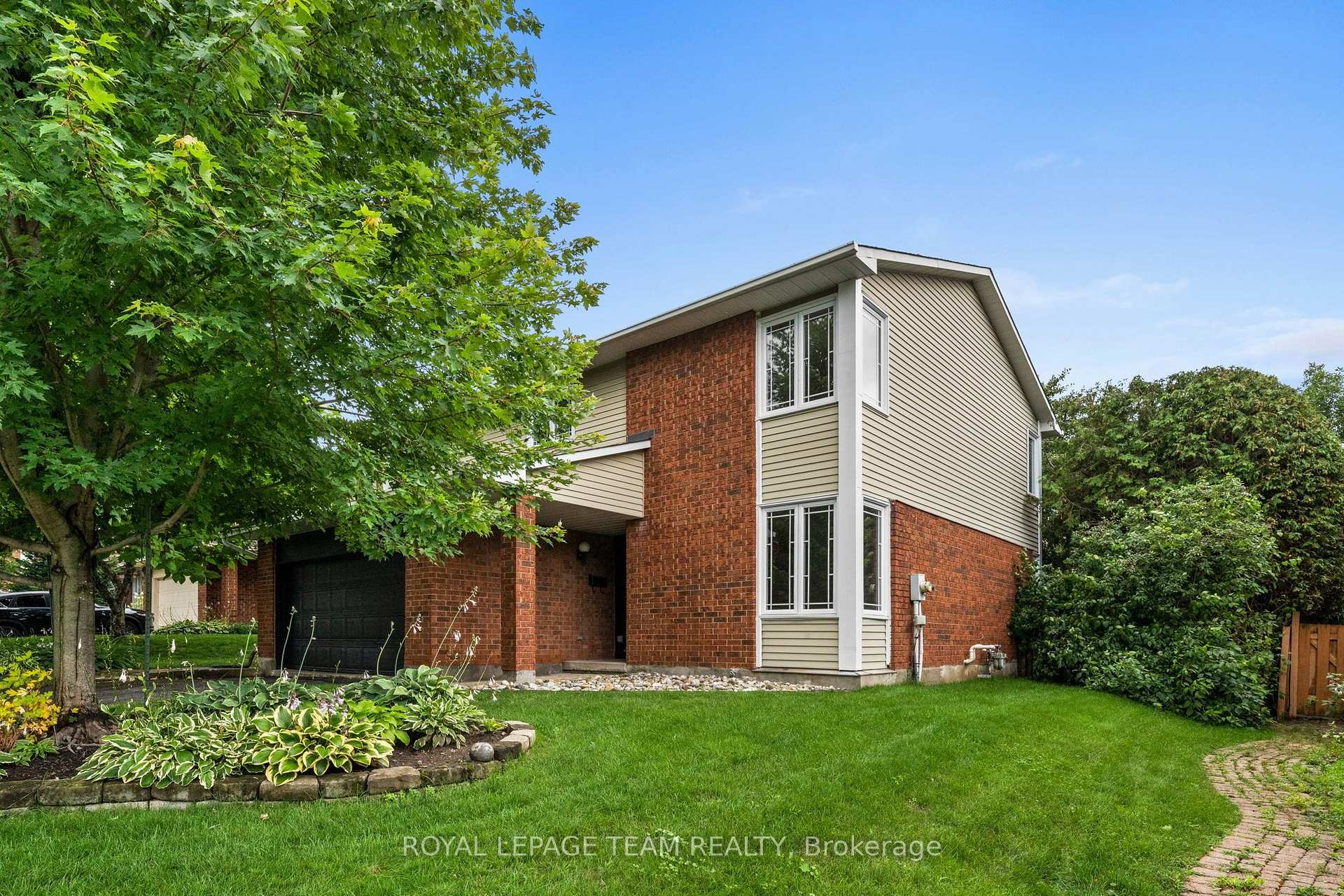 Photo 7 of 59 Naismith Crescent, Ottawa, Kanata - Katimavik — HOMEH