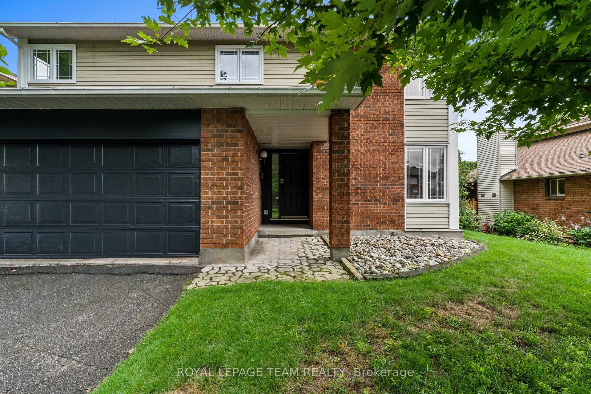 Photo 8 of 59 Naismith Crescent, Ottawa, Kanata - Katimavik — HOMEH