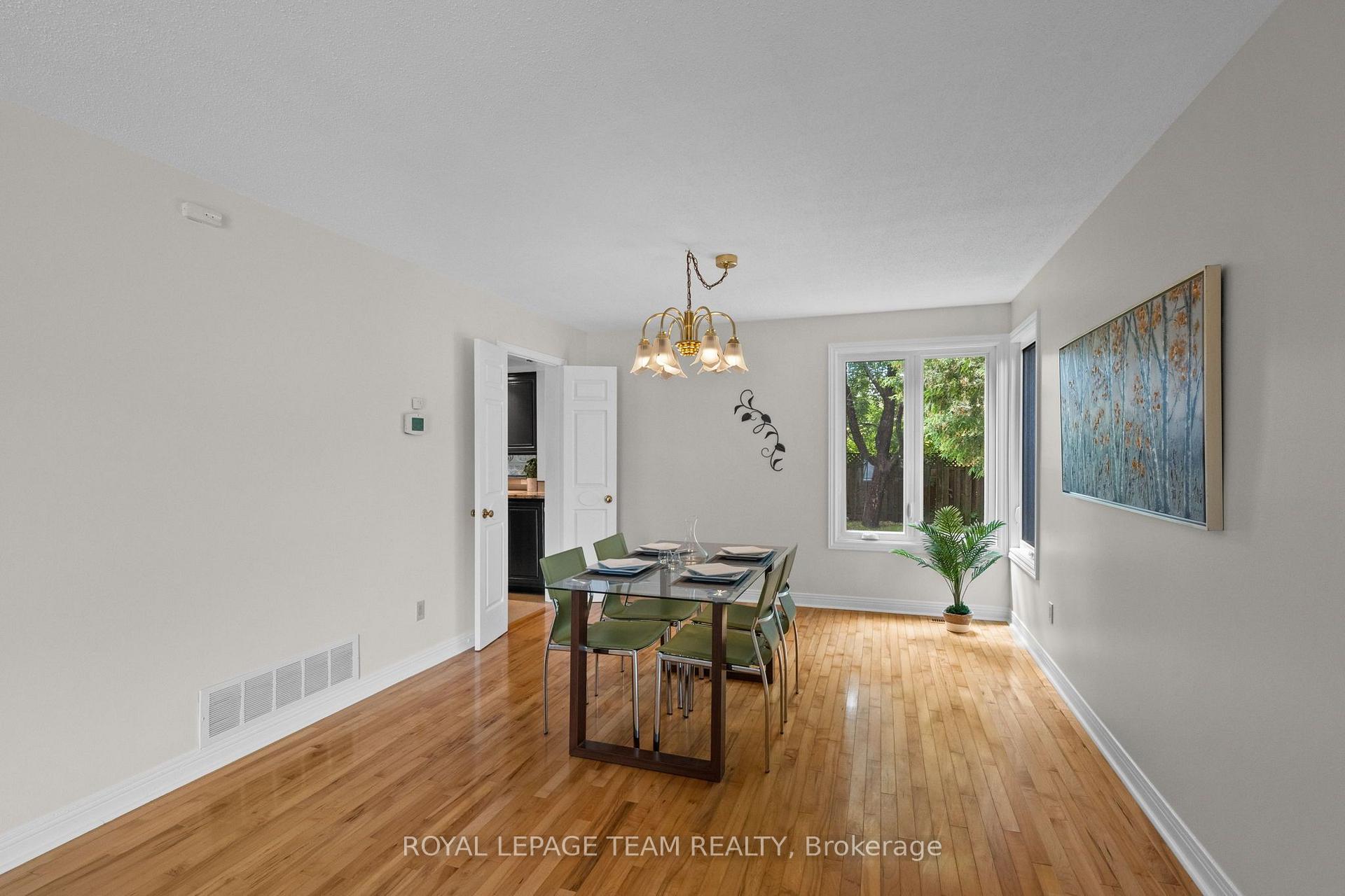 Photo 14 of 59 Naismith Crescent, Ottawa, Kanata - Katimavik — HOMEH