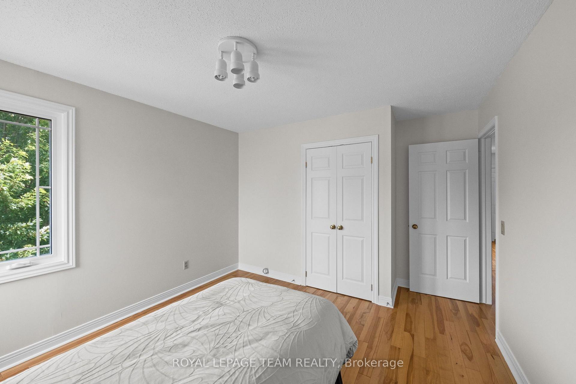 Photo 32 of 59 Naismith Crescent, Ottawa, Kanata - Katimavik — HOMEH