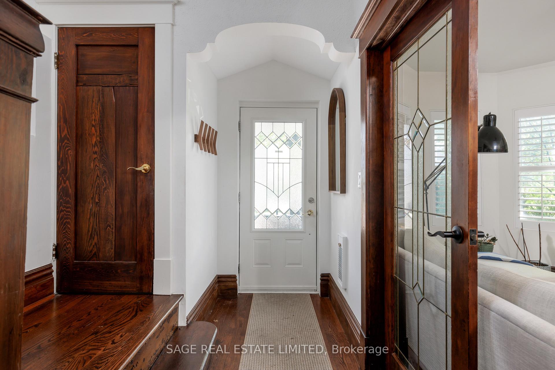 Photo 3 of Unit Main, 32 Roblocke Avenue, Toronto, Dovercourt-Wallace Emerson-Junction — HOMEH