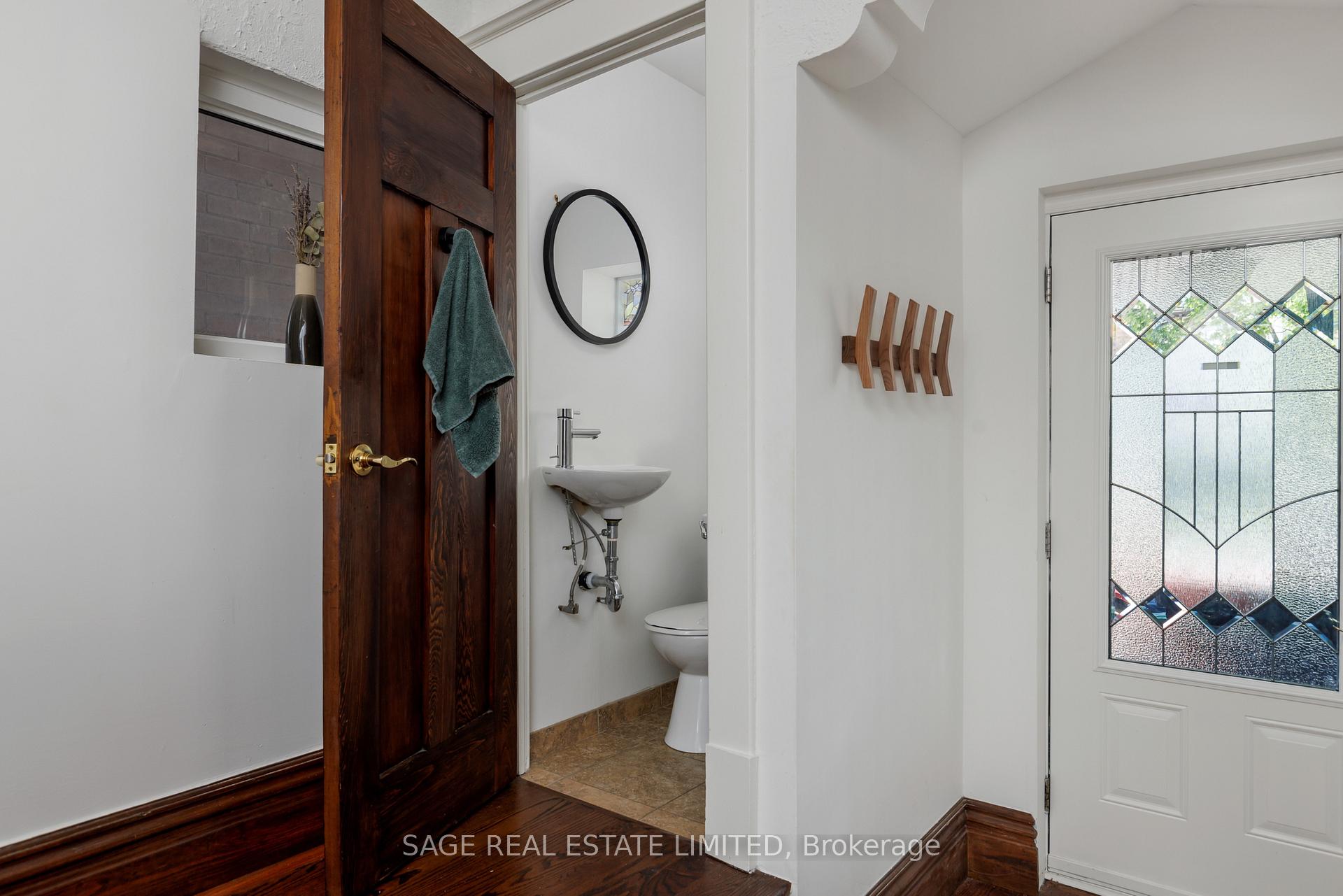Photo 32 of Unit Main, 32 Roblocke Avenue, Toronto, Dovercourt-Wallace Emerson-Junction — HOMEH