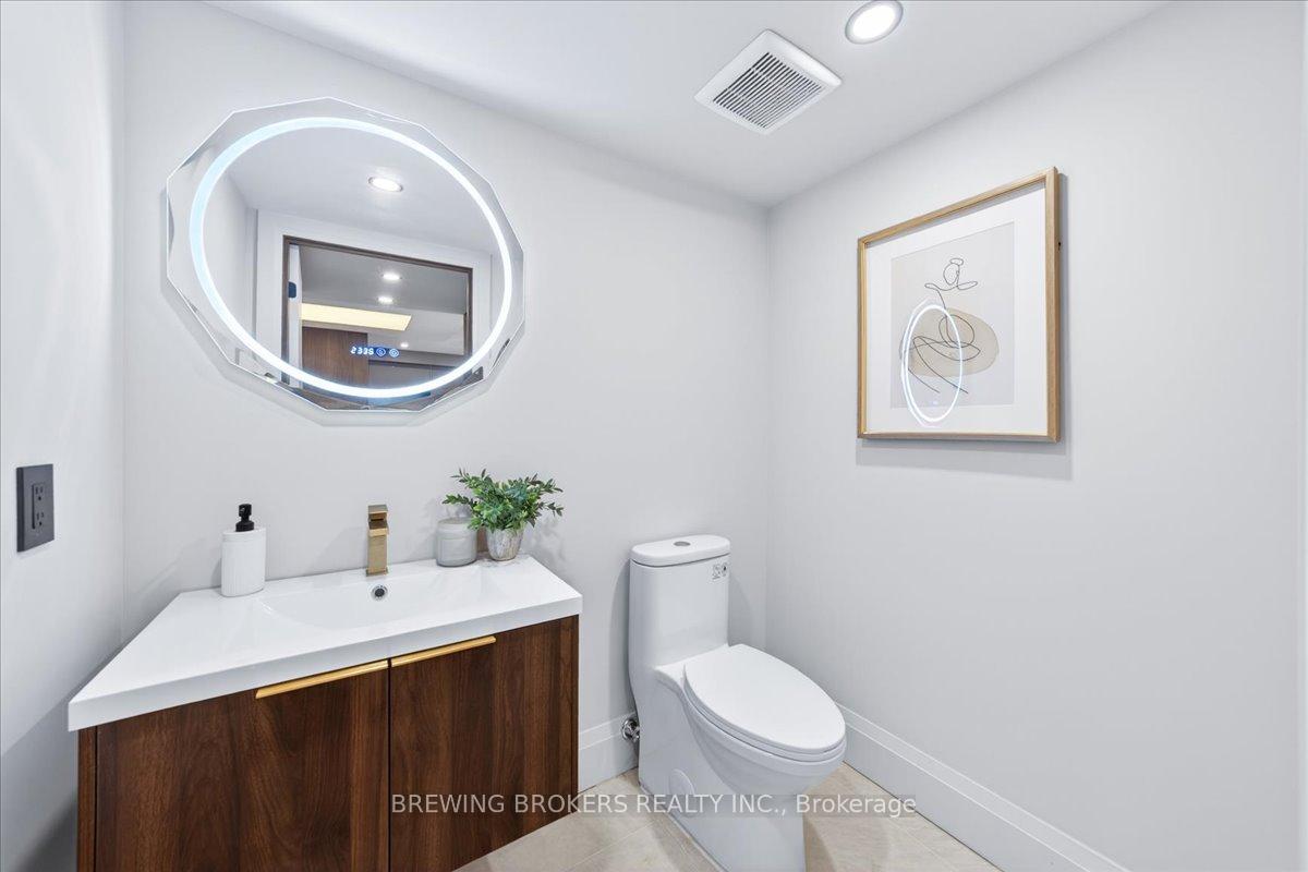 Photo 8 of Unit 737, 3600 Yonge Street, Toronto, Bedford Park-Nortown — HOMEH
