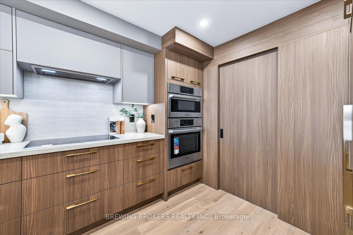 Photo 16 of Unit 737, 3600 Yonge Street, Toronto, Bedford Park-Nortown — HOMEH