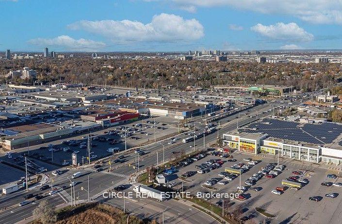 Photo 5 of Unit 411, 225 Malta Avenue, Brampton, Fletcher's Creek South — HOMEH