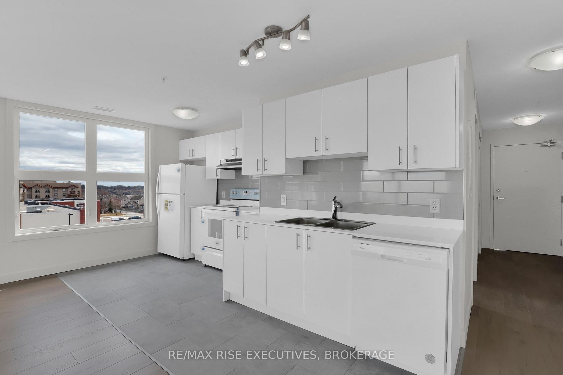 Photo 10 of Unit 407, 1080 Terra Verde Way, Kingston, City Northwest — HOMEH