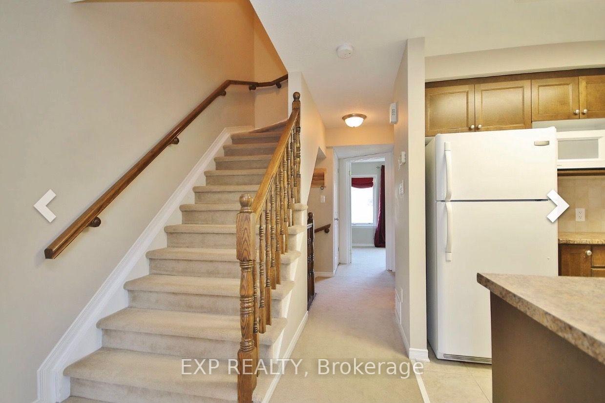 Photo 16 of 526 Reardon Private, Ottawa, Heron Gate/Industrial Park — HOMEH