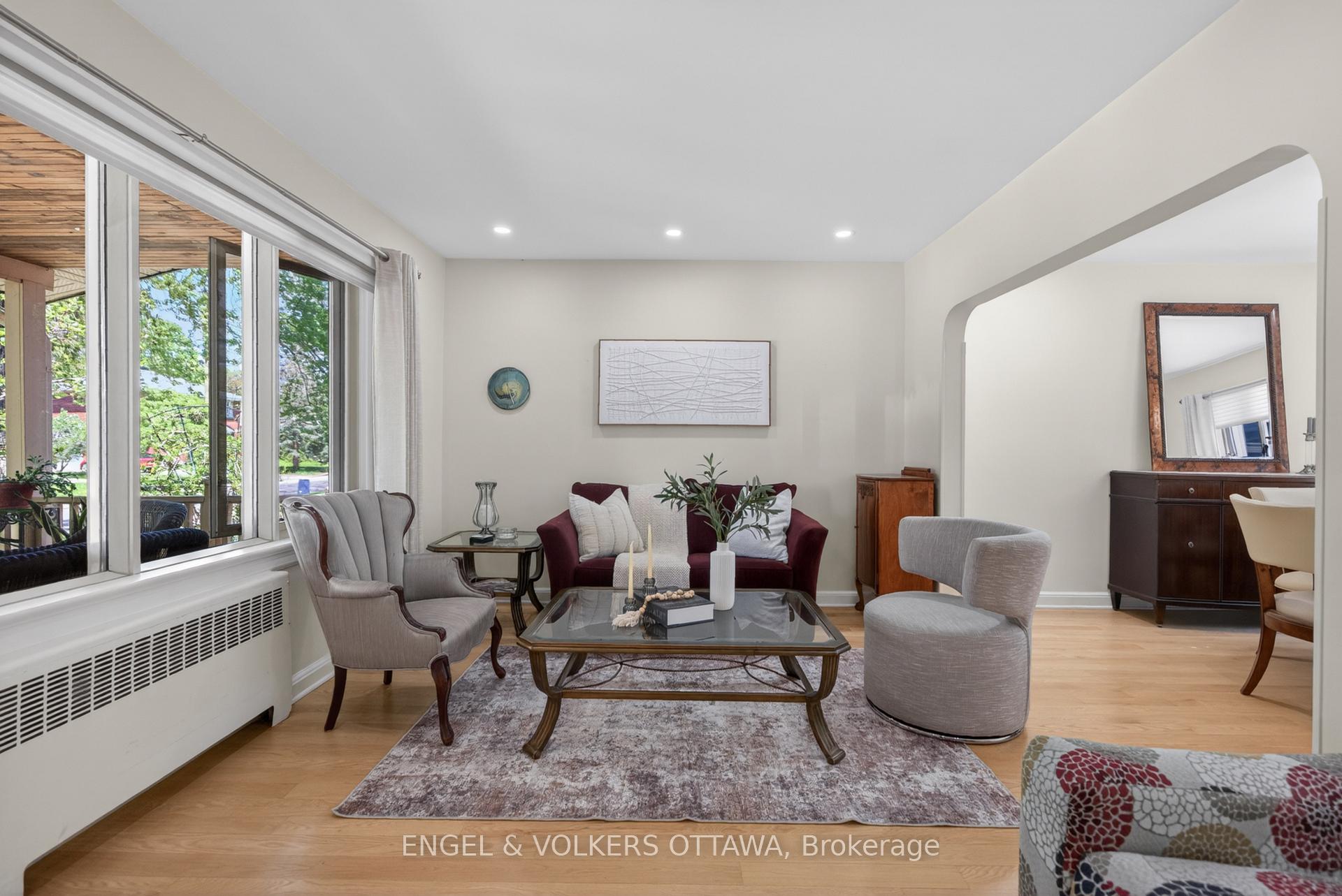 Photo 7 of 1396 Micmac Street, Ottawa, Alta Vista — HOMEH
