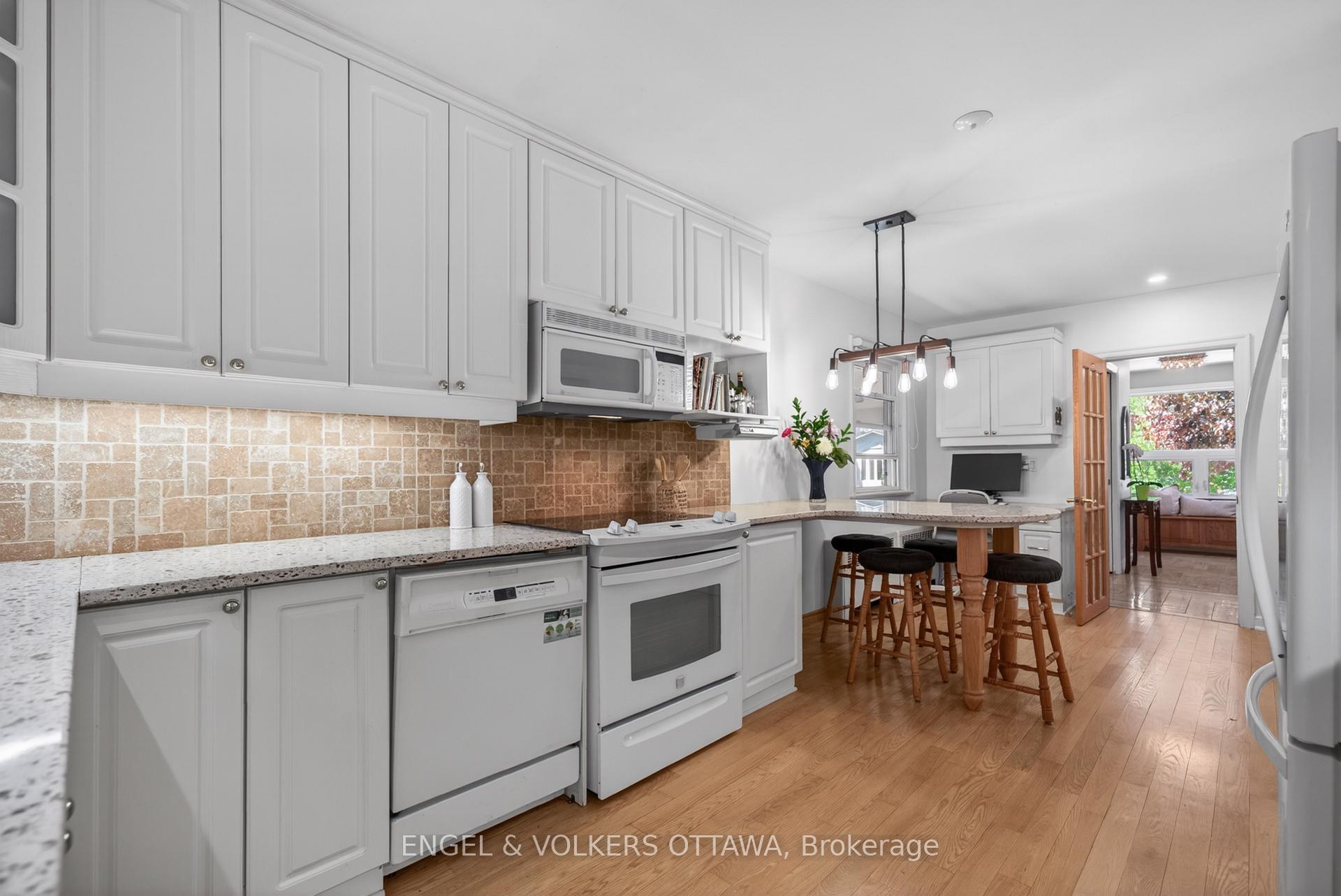 Photo 23 of 1396 Micmac Street, Ottawa, Alta Vista — HOMEH