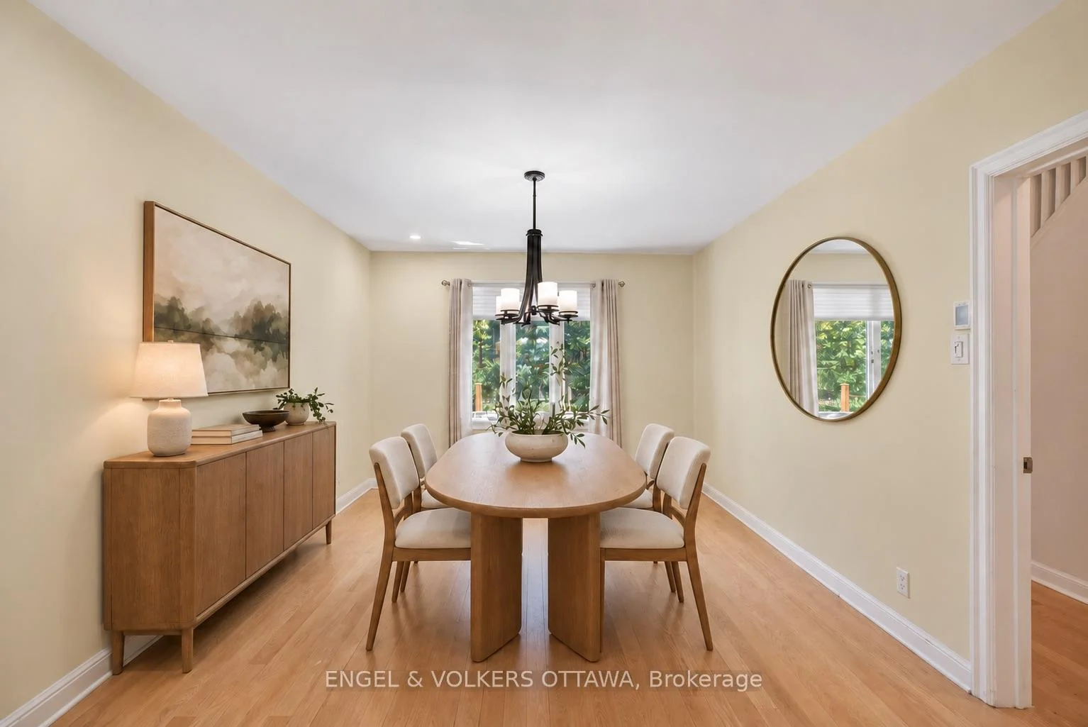 Photo 12 of 1396 Micmac Street, Ottawa, Alta Vista — HOMEH