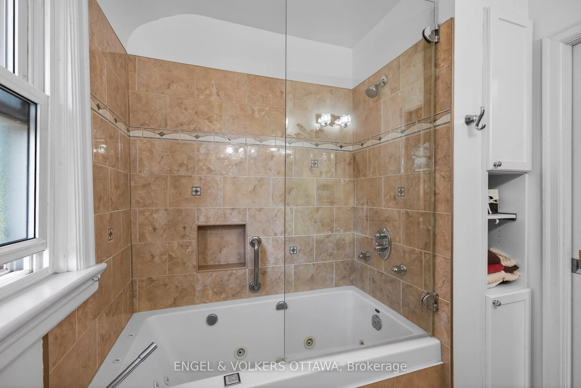 Photo 36 of 1396 Micmac Street, Ottawa, Alta Vista — HOMEH