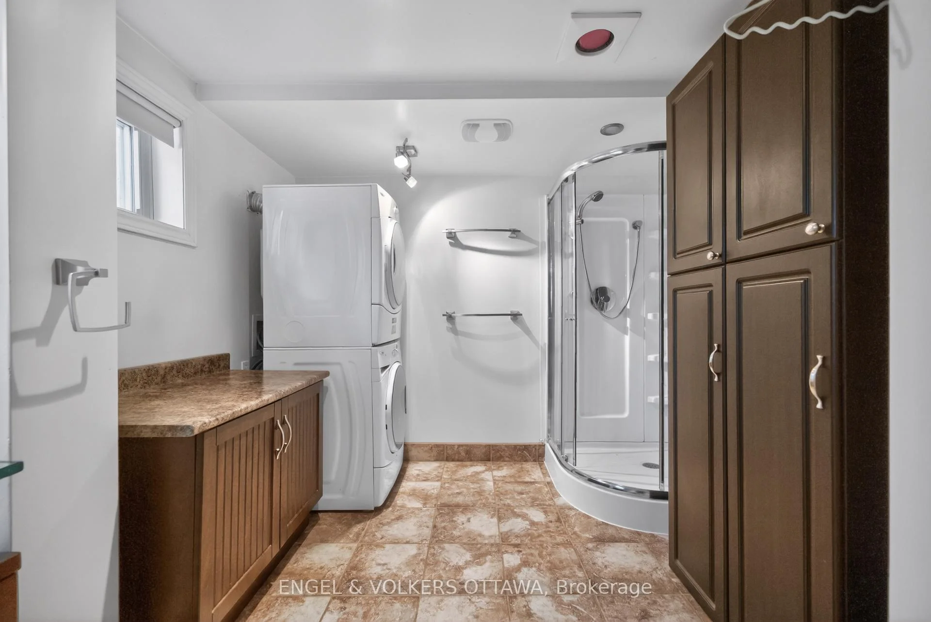 Photo 44 of 1396 Micmac Street, Ottawa, Alta Vista — HOMEH