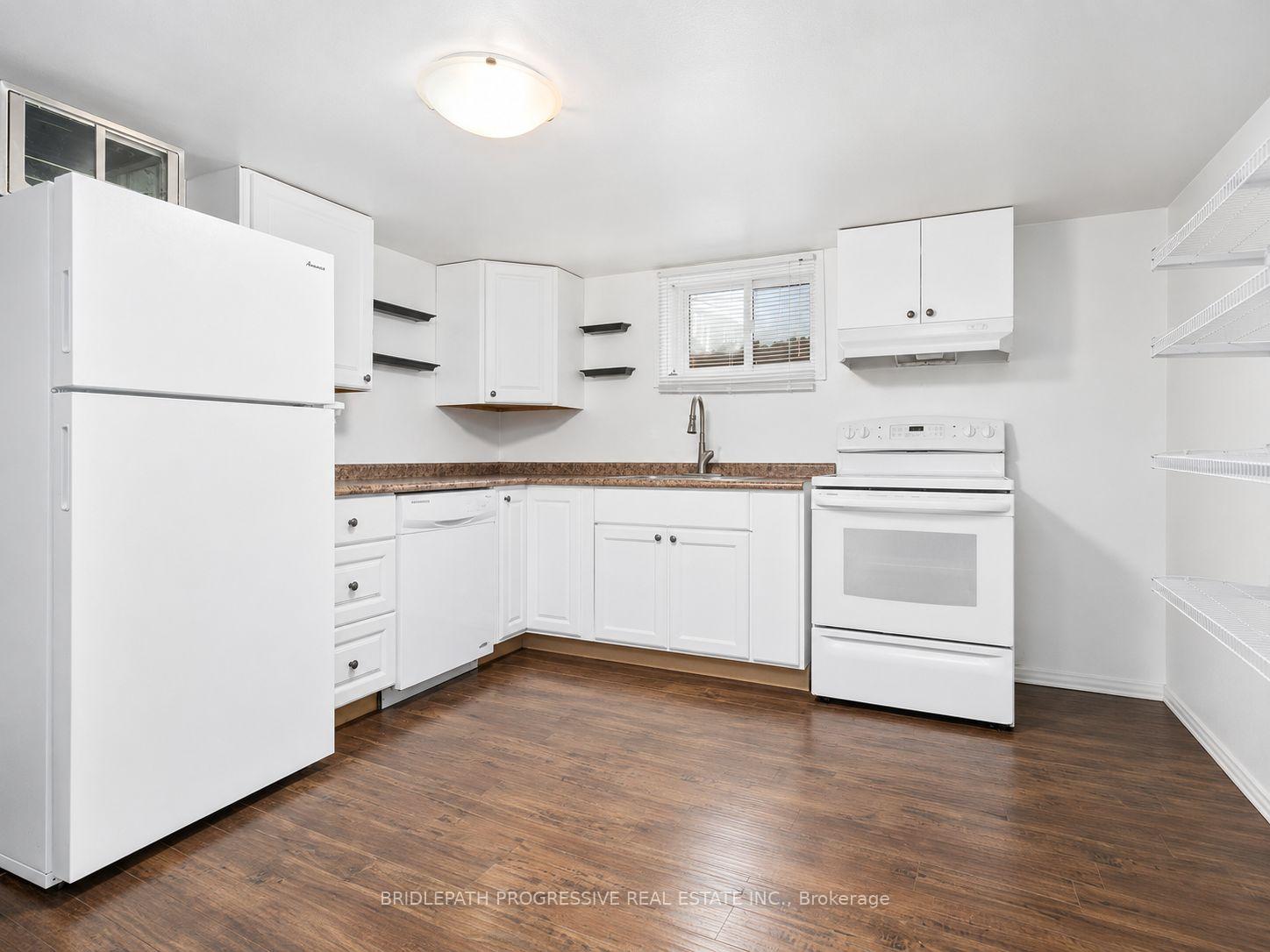 Photo 3 of 621 Wychwood Street, Oshawa, O'Neill — HOMEH
