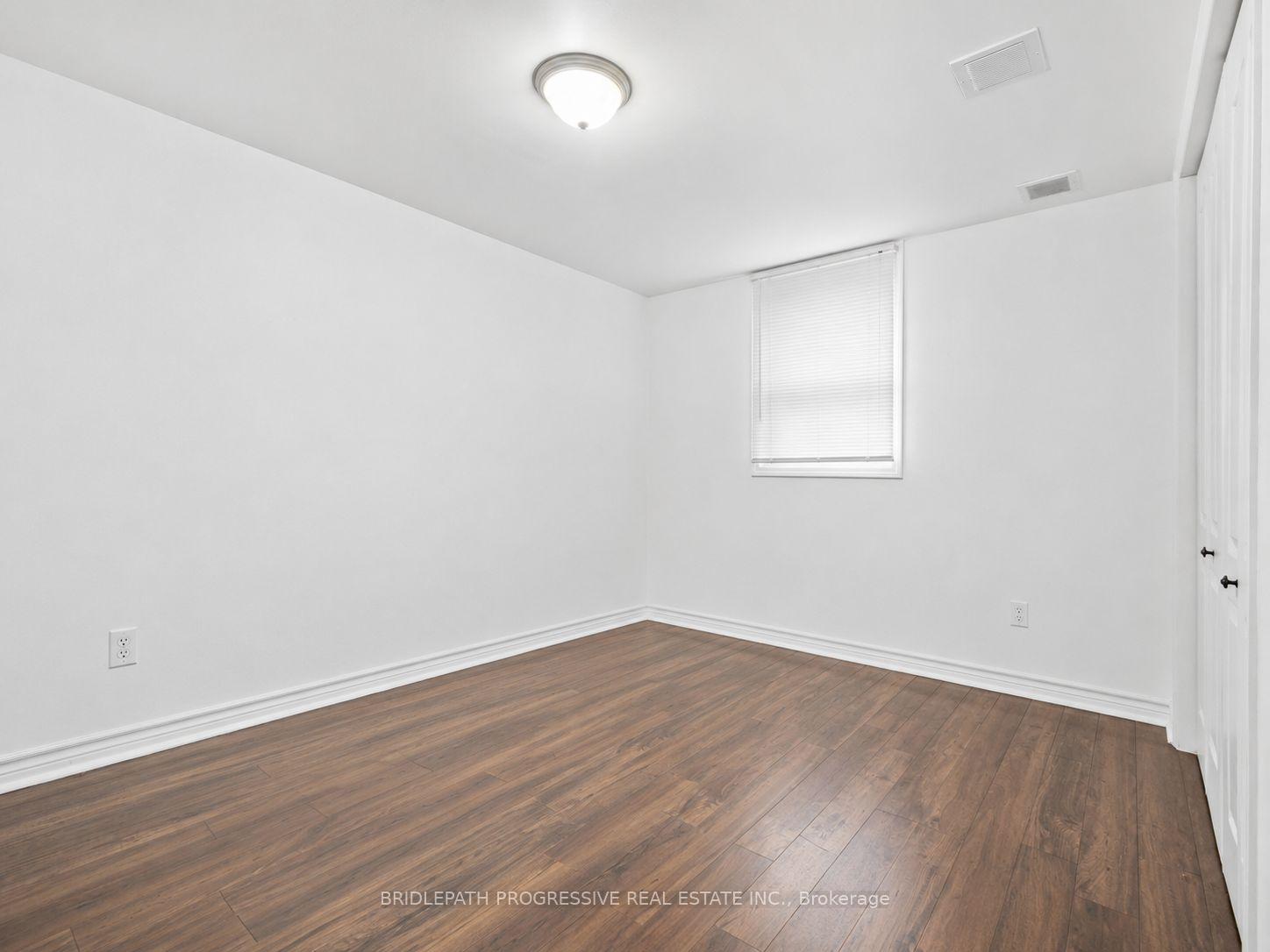 Photo 6 of 621 Wychwood Street, Oshawa, O'Neill — HOMEH